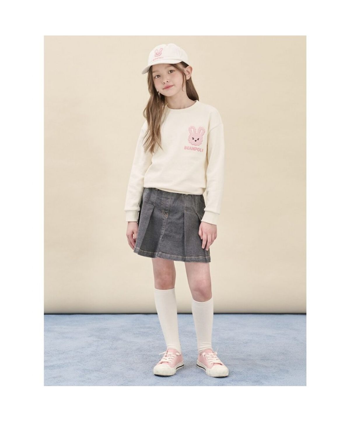 빈폴 키즈(BEANPOLE KIDS) 부클자수 토끼 빙키 스웨트 셔츠  아이보리 (BI5X41U030)