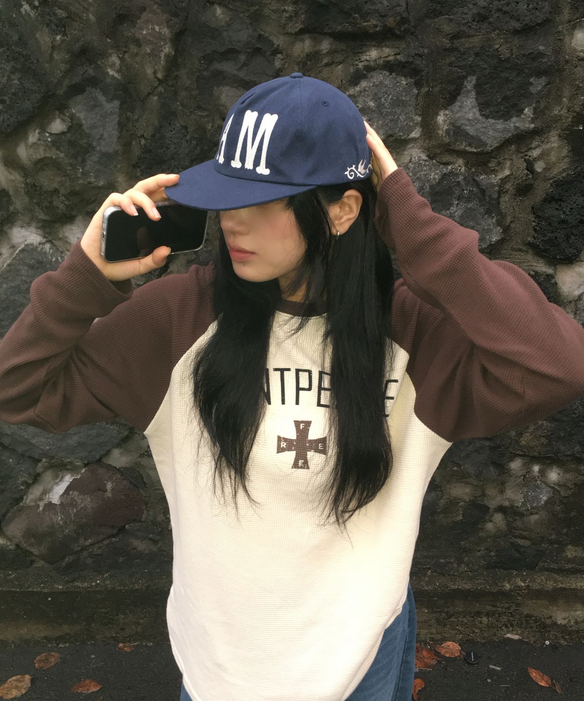 아모우(AMOU) Montpellie Waffle Reglan Long sleeve BROWN