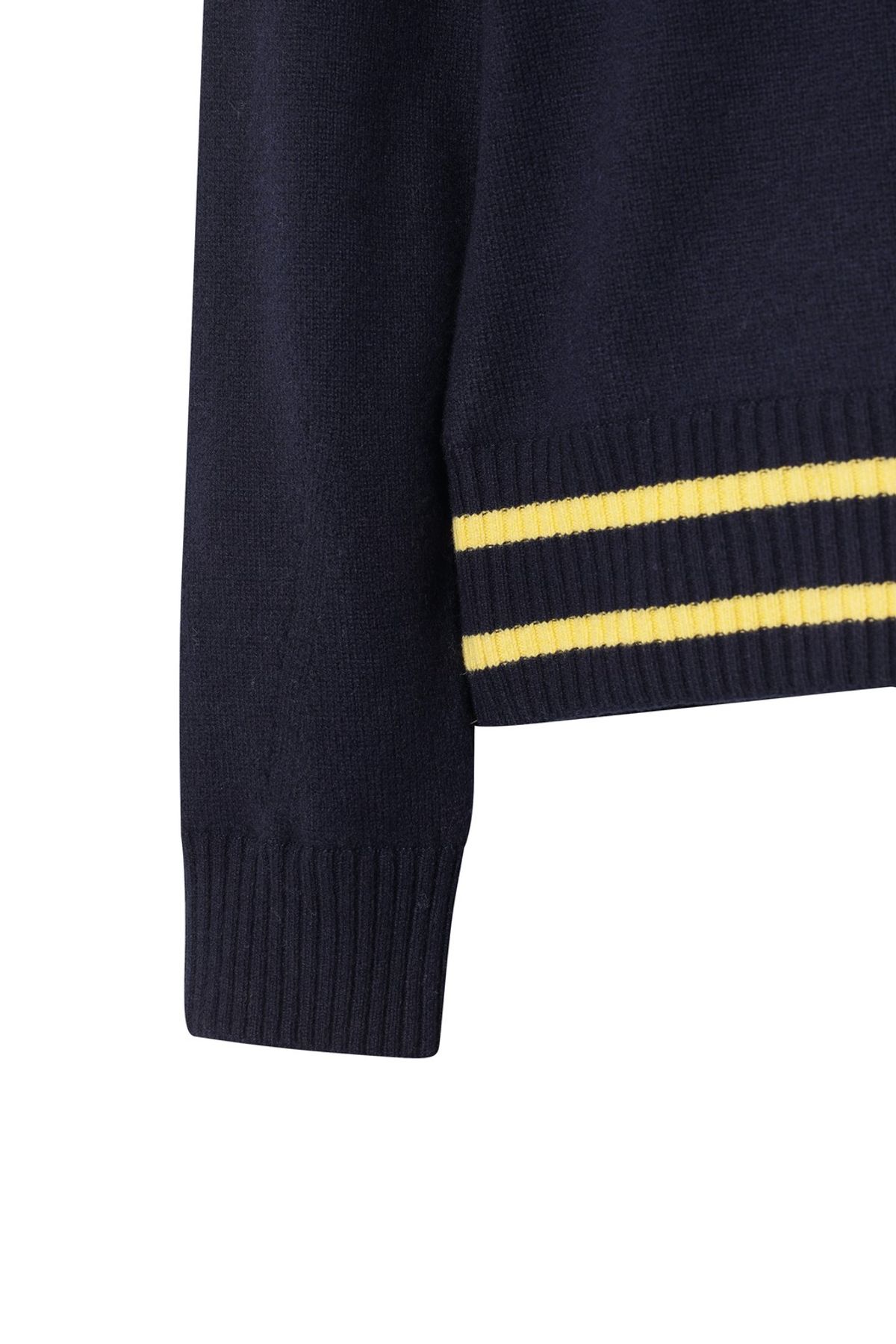 왁(WAAC) Women Asymmetrical Rib Quarter-Zip Sweater WWWAW25705NYD