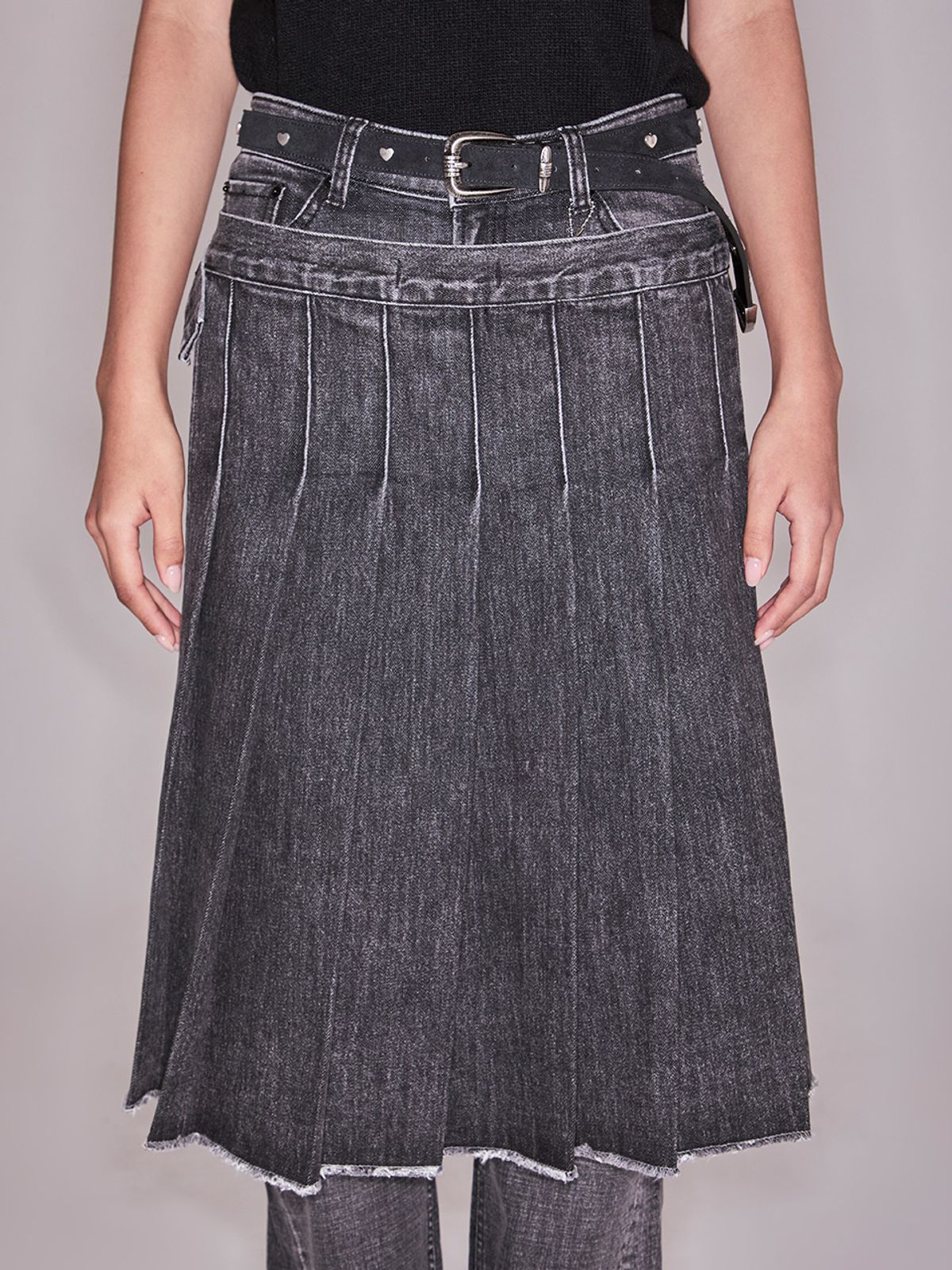 엔디에이 스튜디오(NDA STUDIO) Balance Wrap Skirt