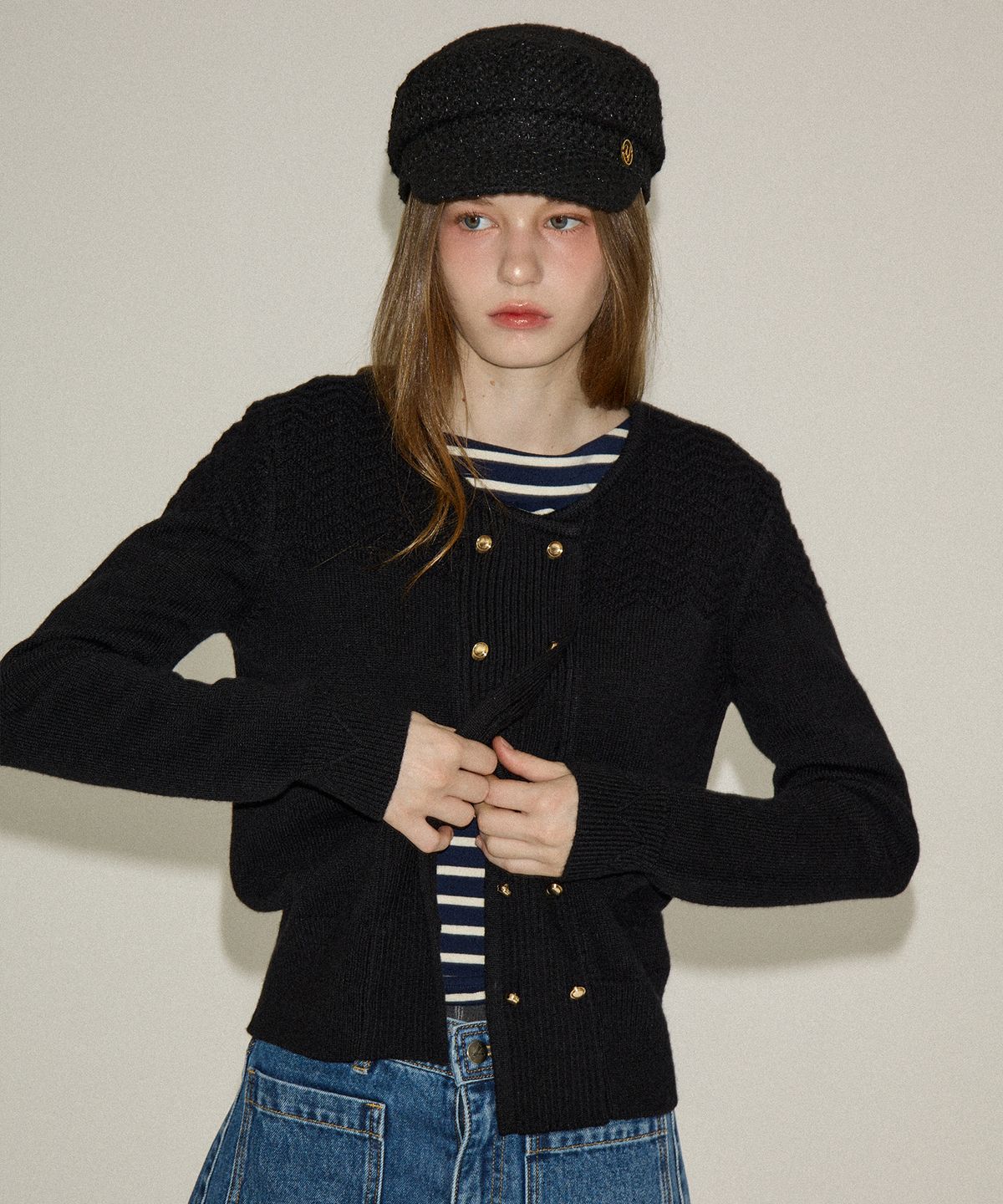 살롱 드 욘(SALON DE YOHN) Camille Double Button Cardigan_ Black