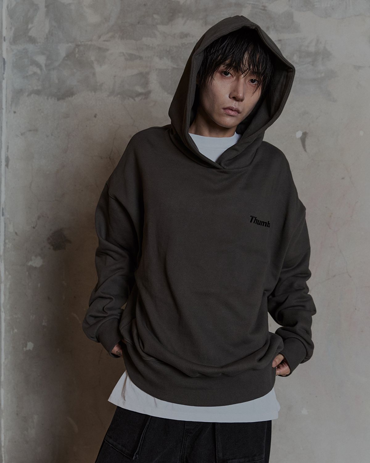 덤(THUMB) SHADOW FACED HOODIE