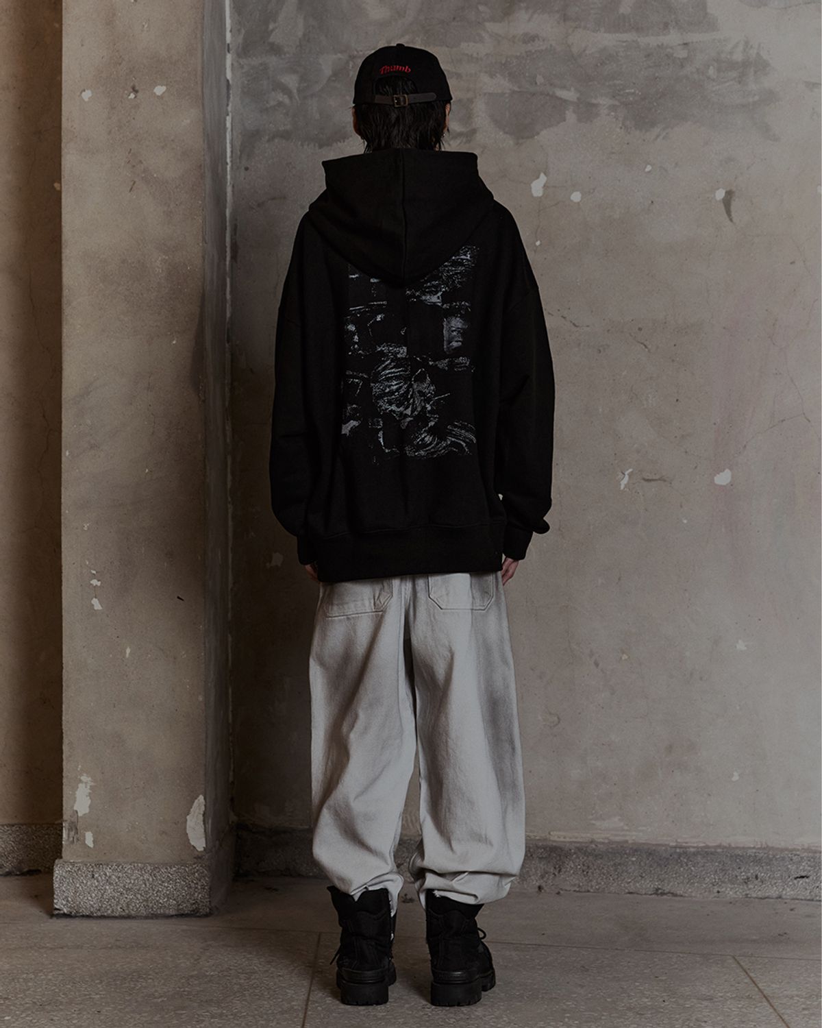 덤(THUMB) DECONSTRUCTED VISION HOODIE