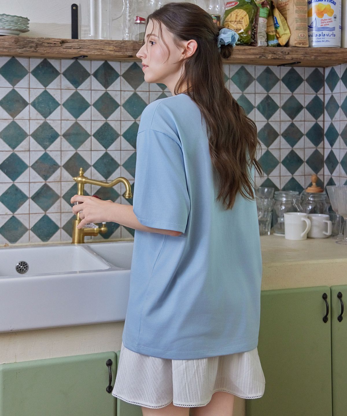 어쓰(AUTH.) 그래픽 오버핏 반팔티 (스카이 블루)