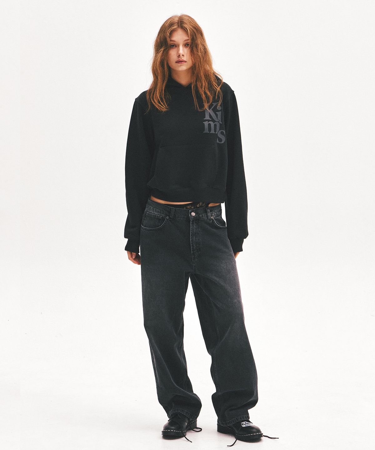 킴스 프레시 코튼 마켓(KIMS FRESH COTTON MARKET) (Unisex) Kims Vertical Logo Hoodie Black