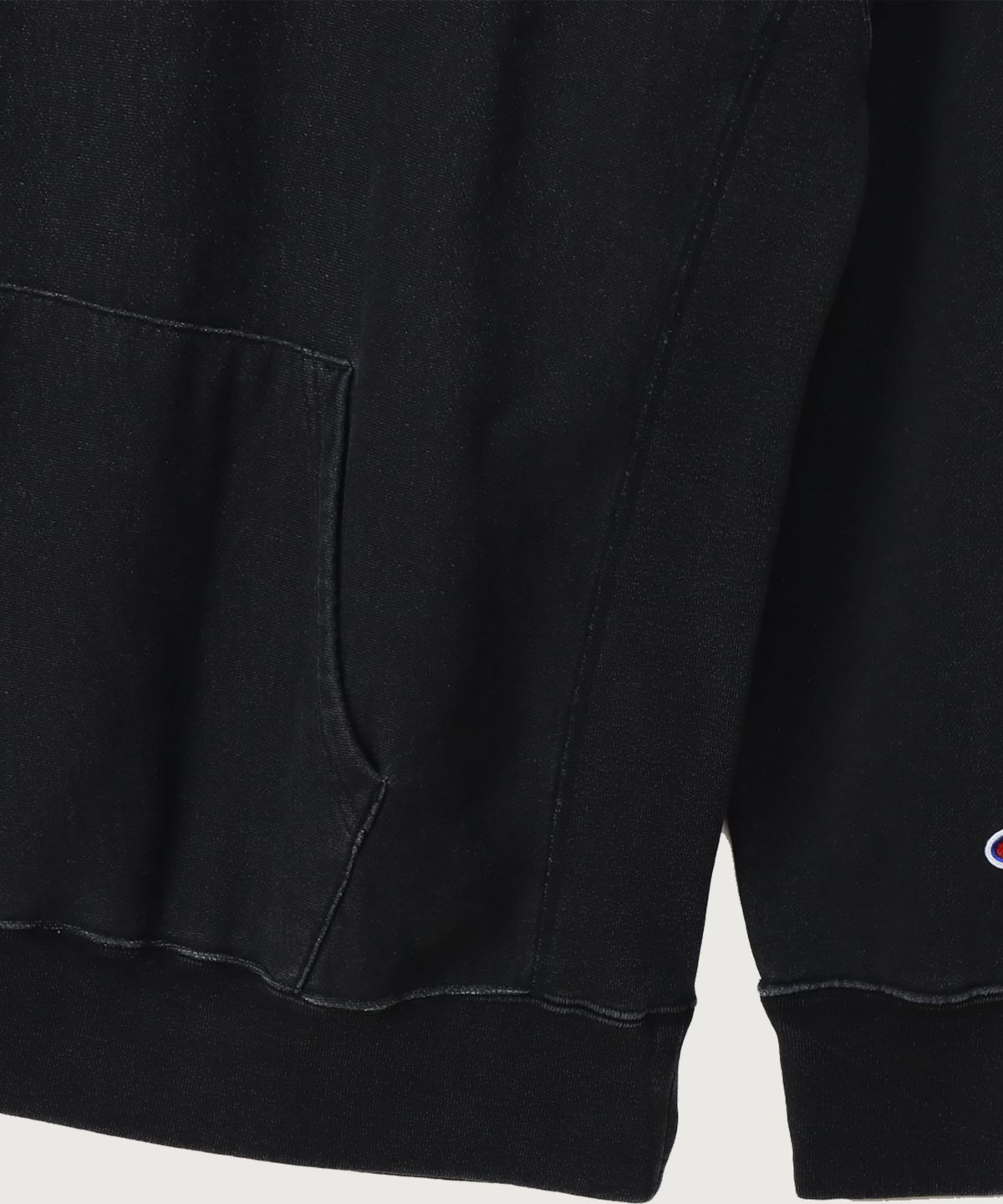 챔피온(CHAMPION) 리버스위브 루즈핏 스티치 후드 티셔츠 Off Black