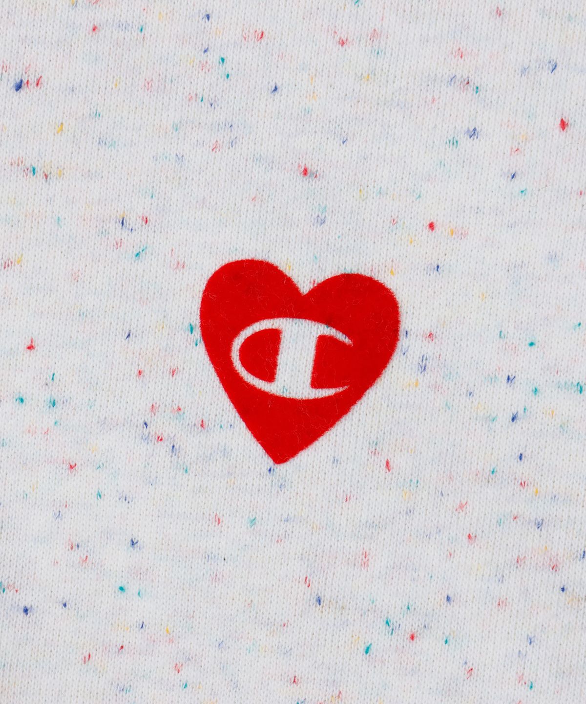 챔피온(CHAMPION) 여성 하트 로고 루즈핏 스웨트셔츠 White