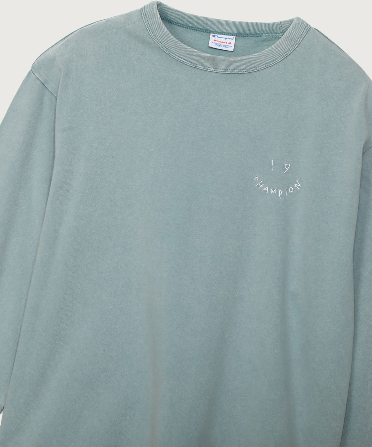 챔피온(CHAMPION) 여성 아치 로고 루즈핏 워싱 롱슬리브 Blue Mist Mint