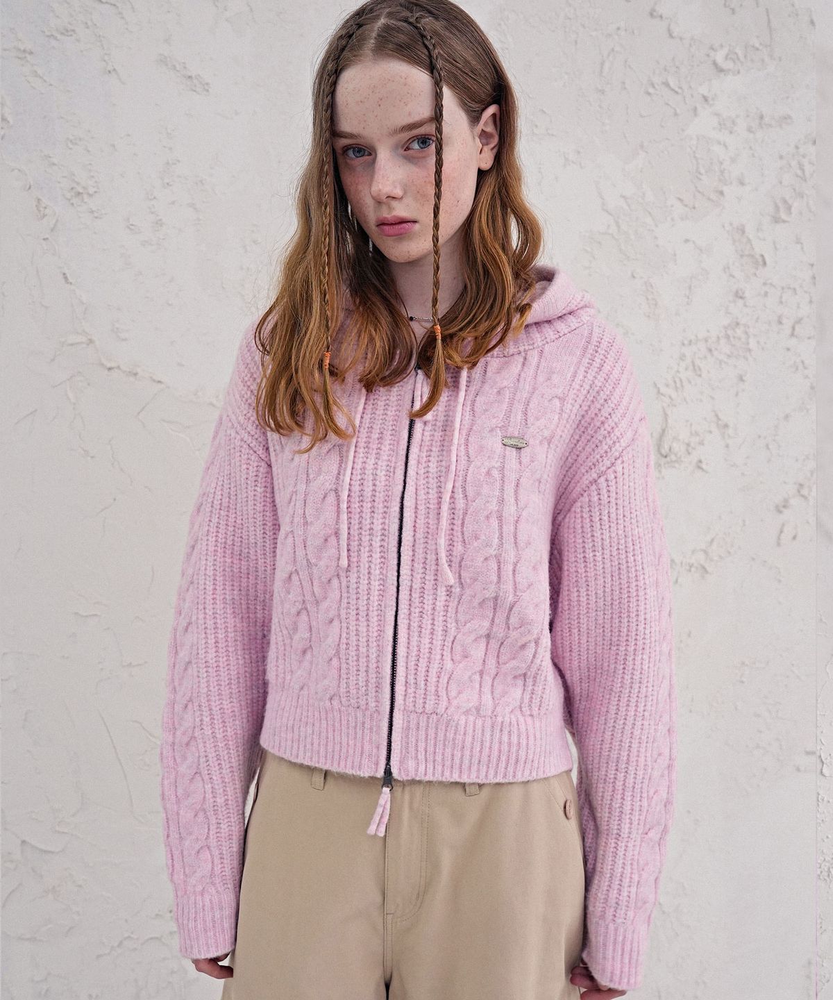 어반드레스(AVANDRESS) Cable Hug Hood Zip-up Knit_3Colors