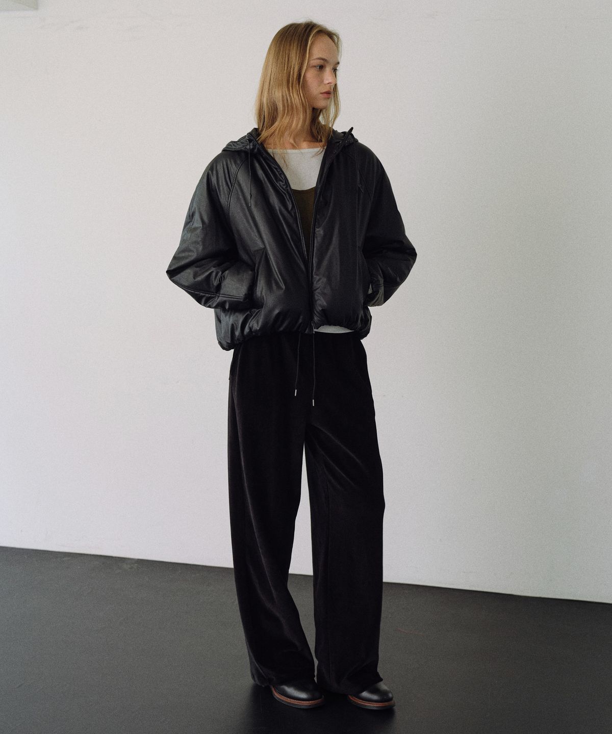 유라고(URAGO) Veloa banding pants