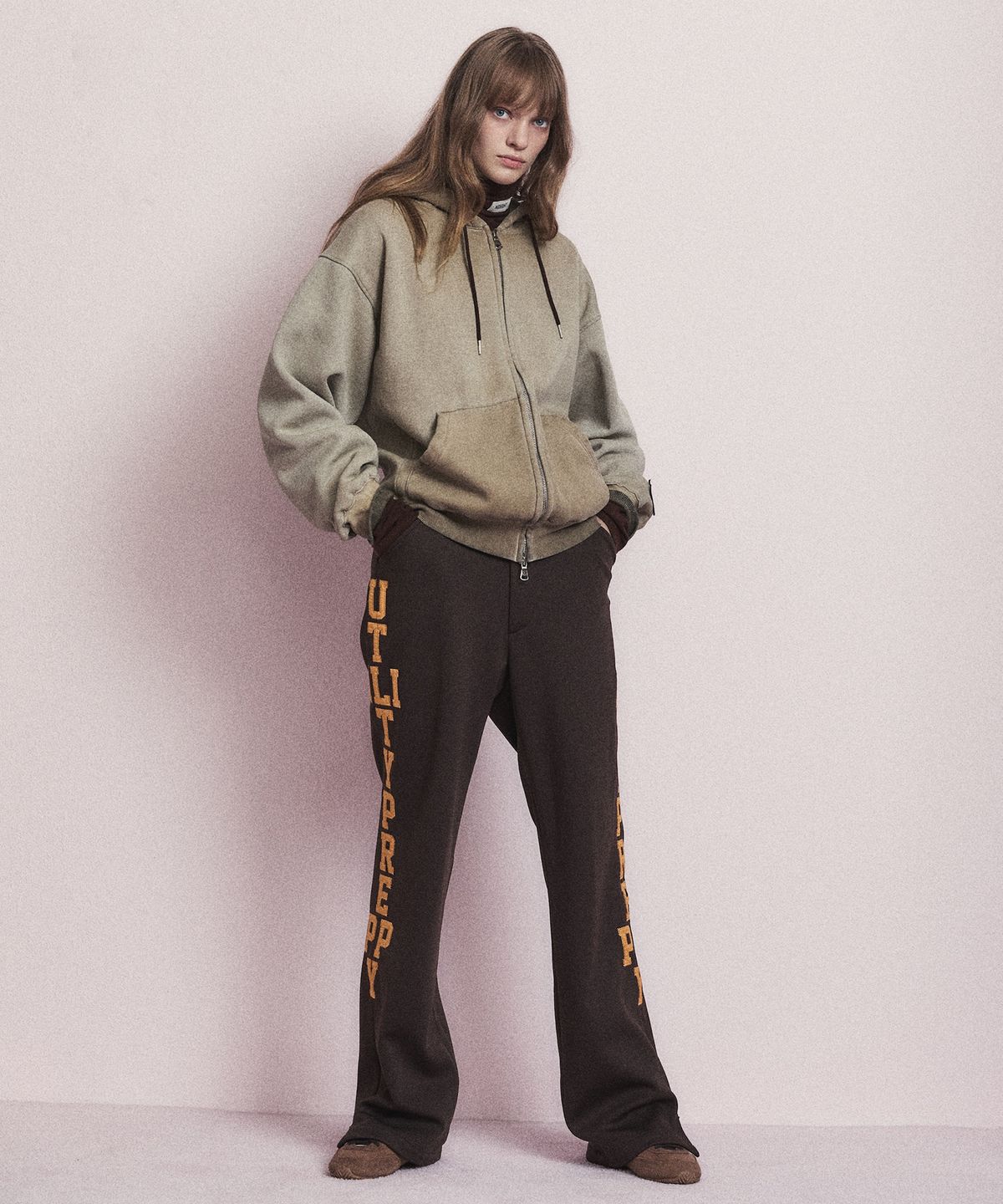 노앙(NOHANT) MINIMAL WASHED HOODIE ZIP-UP BROWN