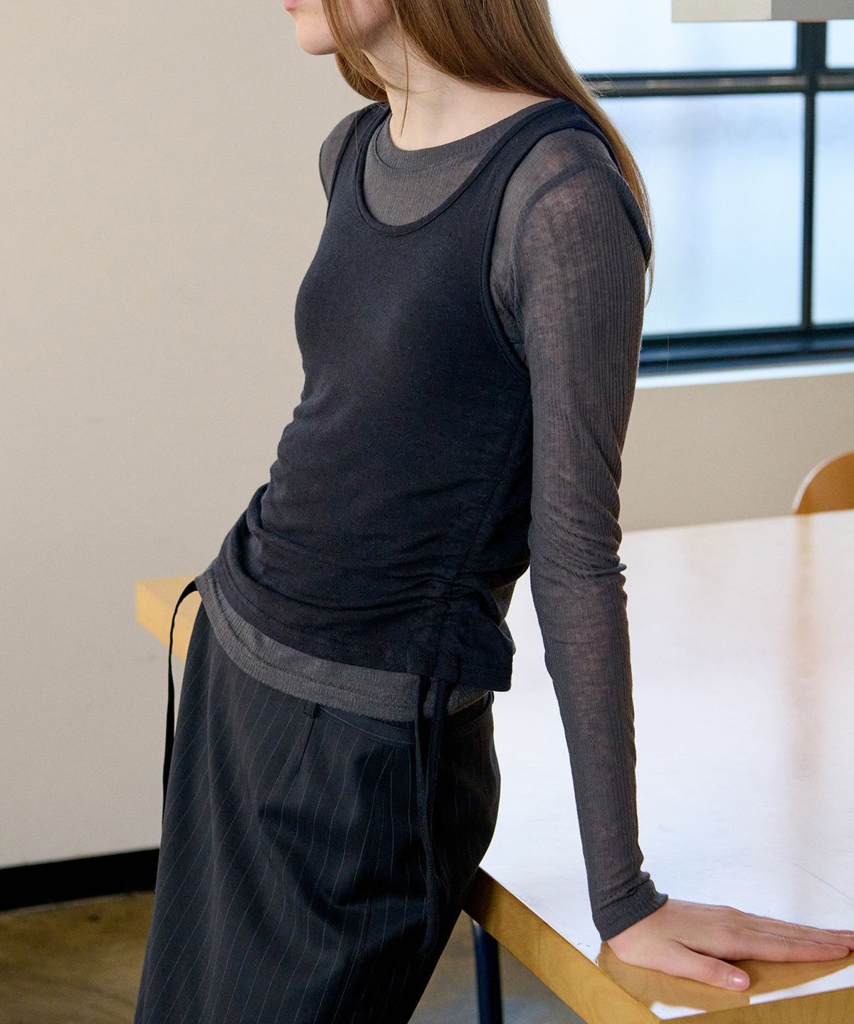 아위(AHWE) LAYERED WOOL BLENDED TENCEL T-SHIRT_D NAVY