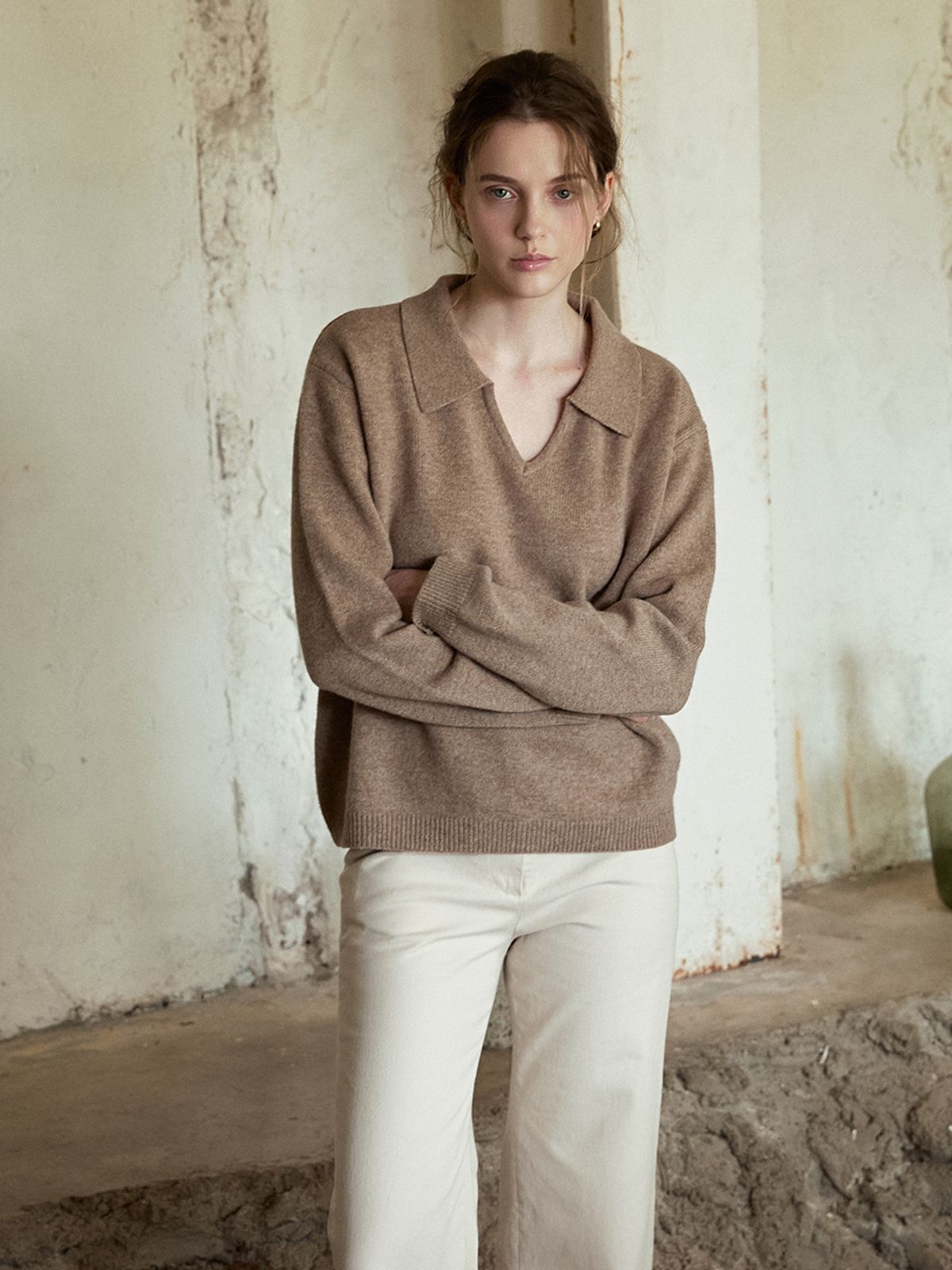 르니나(LENINA) SERIN v-neck collar wool knit_MOCHA