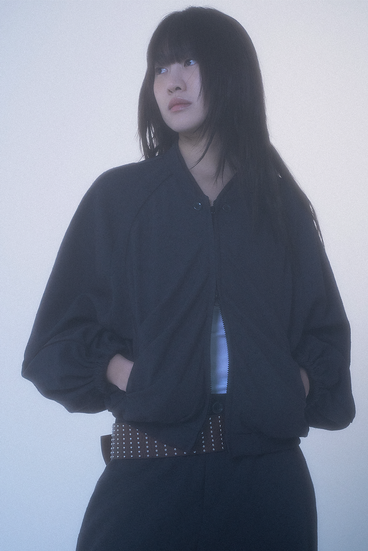 백시(BEKSI) PIPING VOLUME JUMPER, CHARCOAL