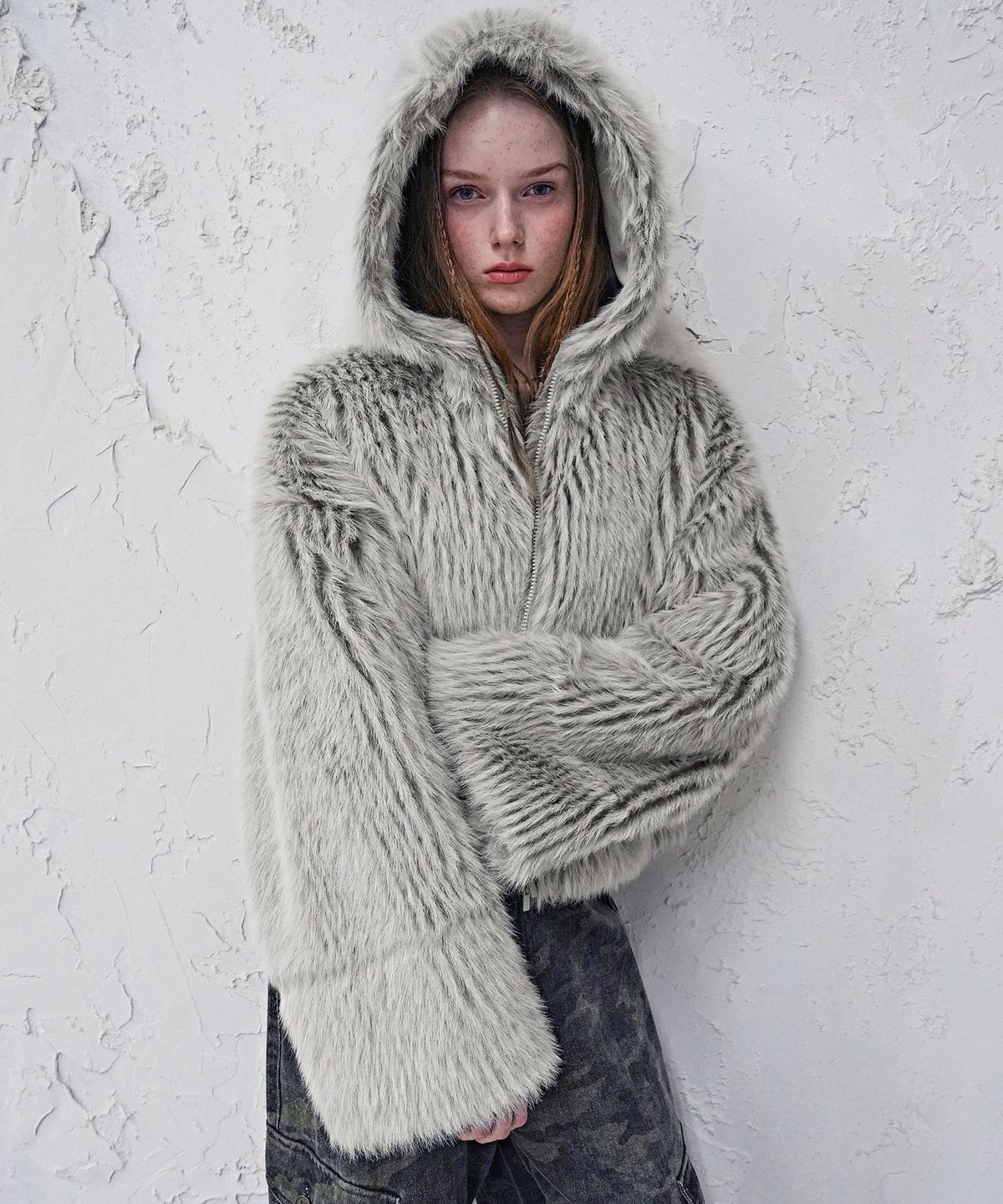 어반드레스(AVANDRESS) Champagne Fur Jacket BLACK