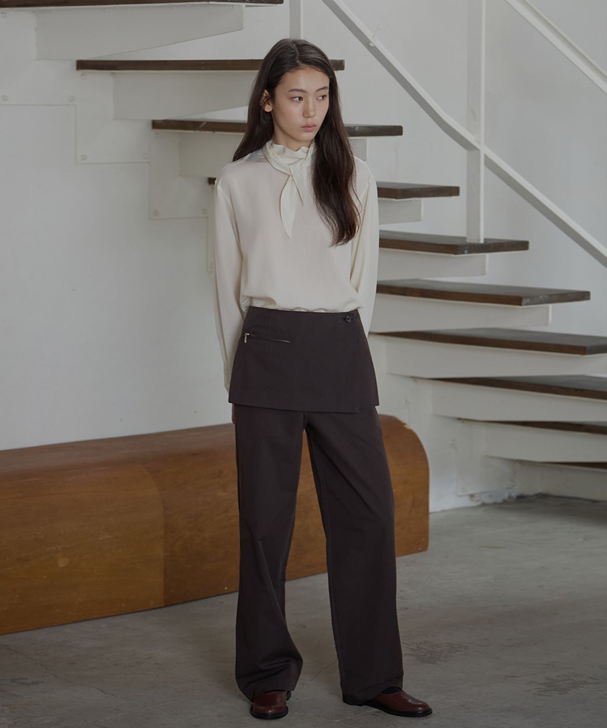 벗튼(BUT'TON) Wrap Layered Skirt (Charcoal Brown)