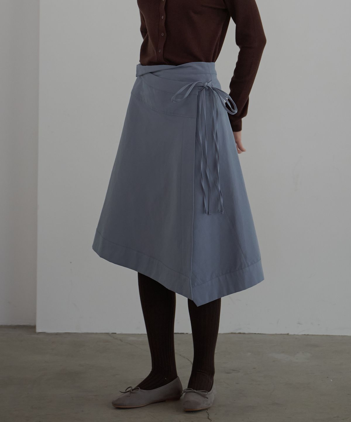 벗튼(BUT'TON) Unbalanced Wrap Skirt (2 colors)
