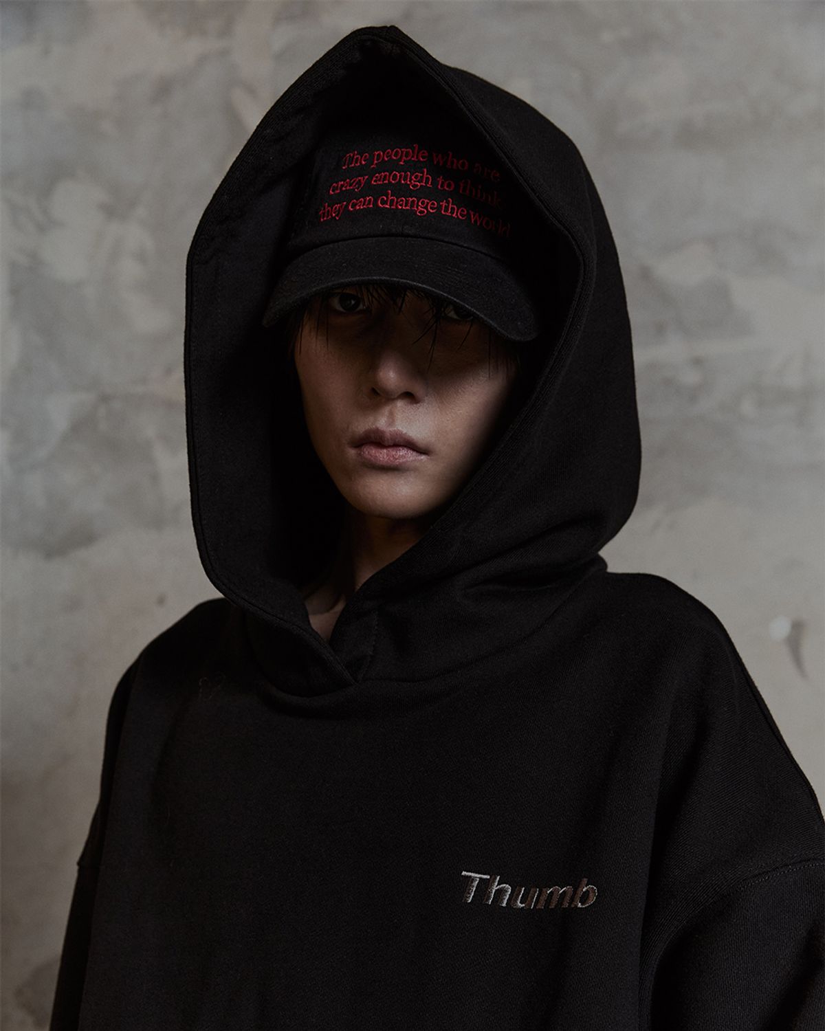 덤(THUMB) VINTAGE LETTERING CAP (BLACK)