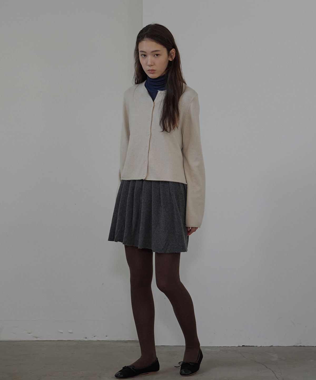 벗튼(BUT'TON) Pleats Wool Mini Skirt (Charcoal)