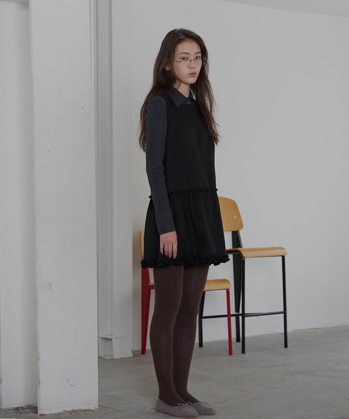 벗튼(BUT'TON) Frill Detail Onepiece (Black)