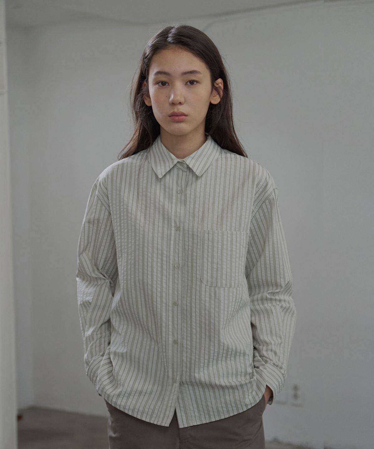 벗튼(BUT'TON) Stripe Loop Shirt (Ivory)