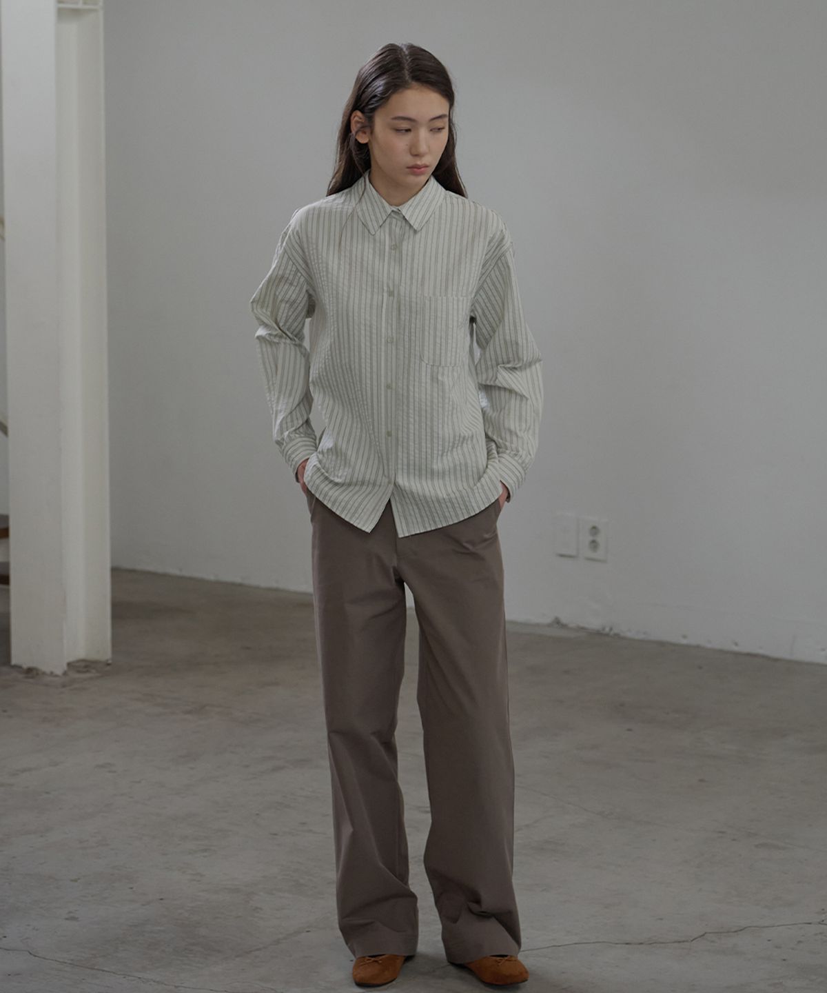 벗튼(BUT'TON) Stripe Loop Shirt (Ivory)