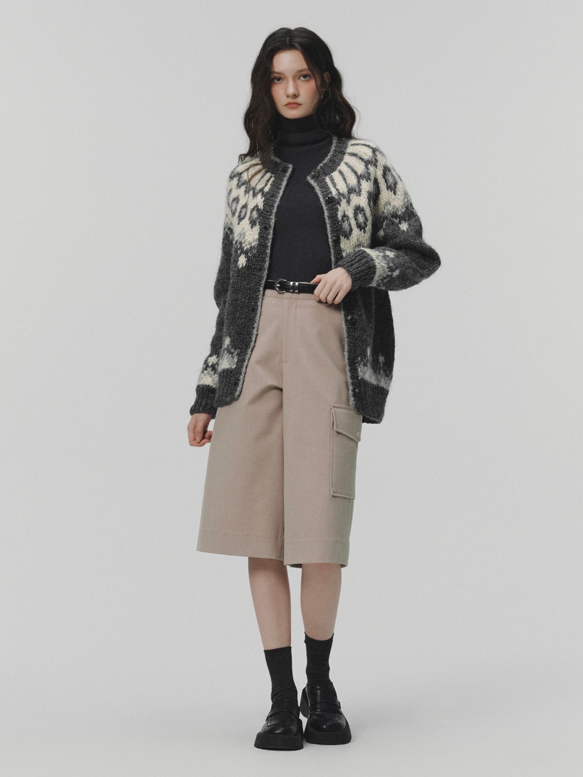 르니나(LENINA) [리퍼브 특가] NELLE wool half pants_LIGHT GRAY