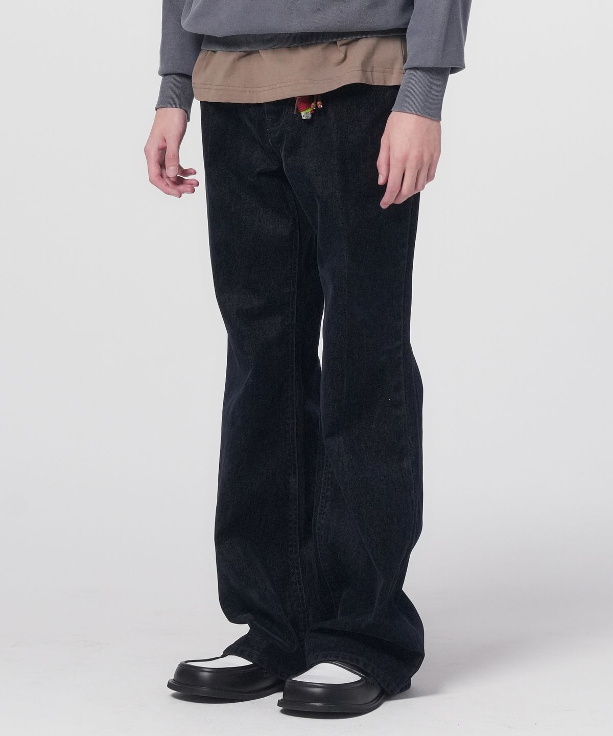 홍우성(HONGWOOSUNG) Velvet Denim Bootcut_Dark Indigo