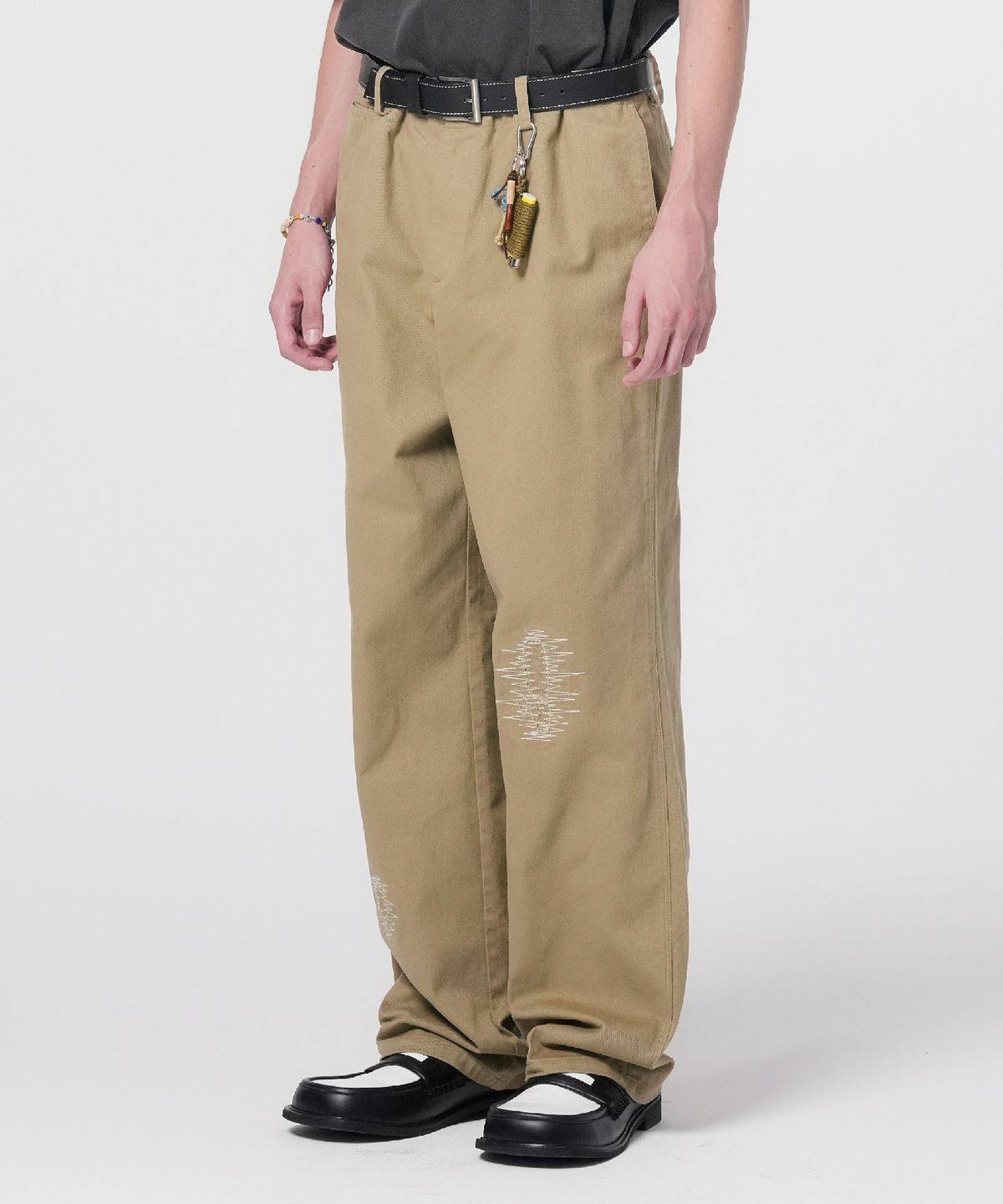 홍우성(HONGWOOSUNG) Workwear Repair Chino Pants_Beige