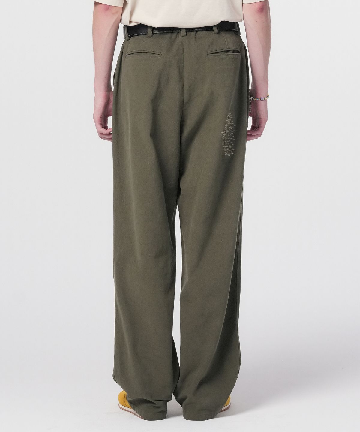 홍우성(HONGWOOSUNG) Workwear Repair Chino Pants_Deep Olive