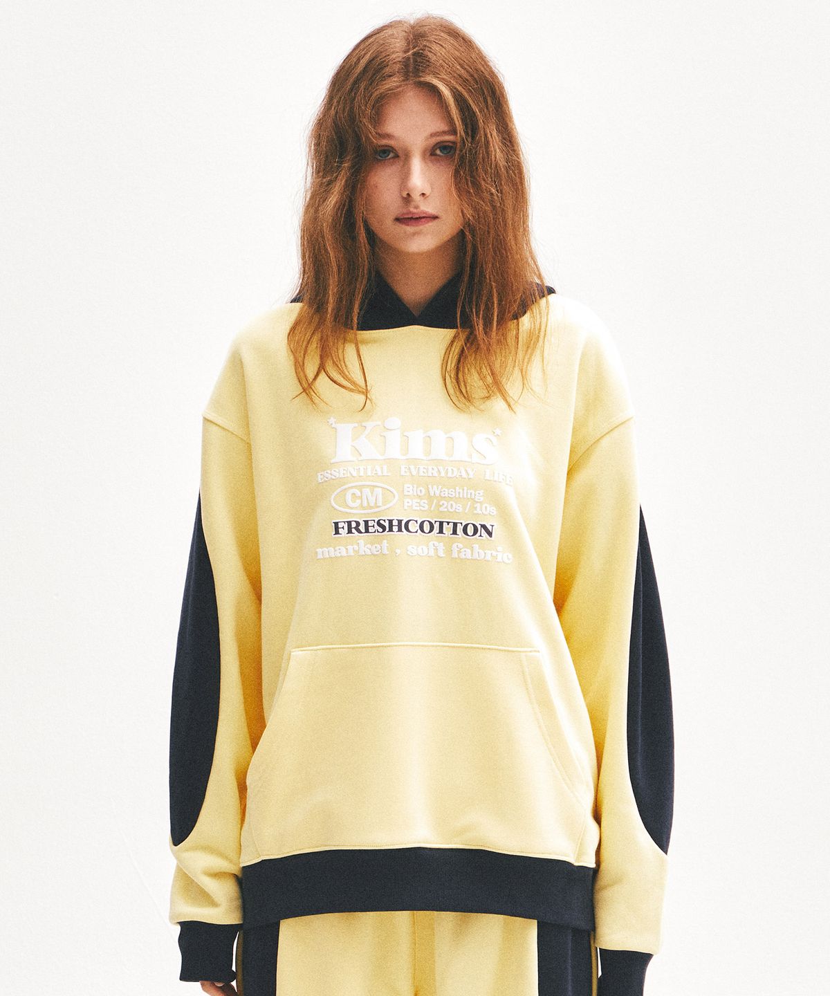 킴스 프레시 코튼 마켓(KIMS FRESH COTTON MARKET) Specialday Bam Logo Hoodie Yellow
