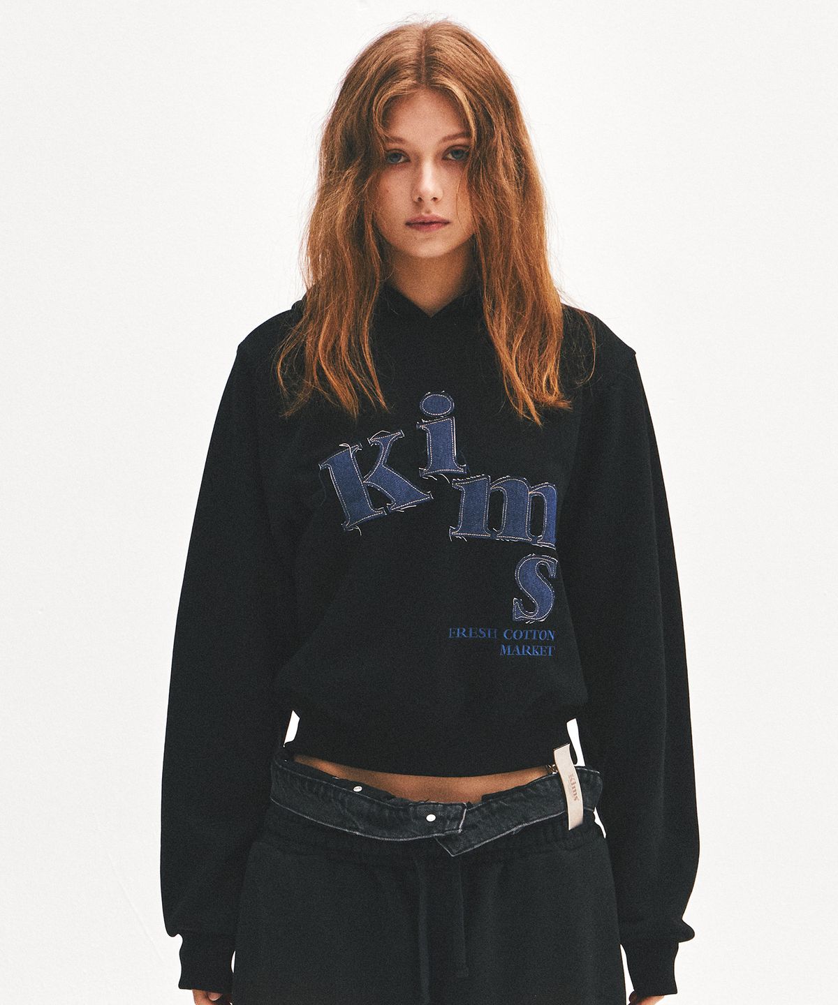 킴스 프레시 코튼 마켓(KIMS FRESH COTTON MARKET) Messy Denim App Hoodie Black