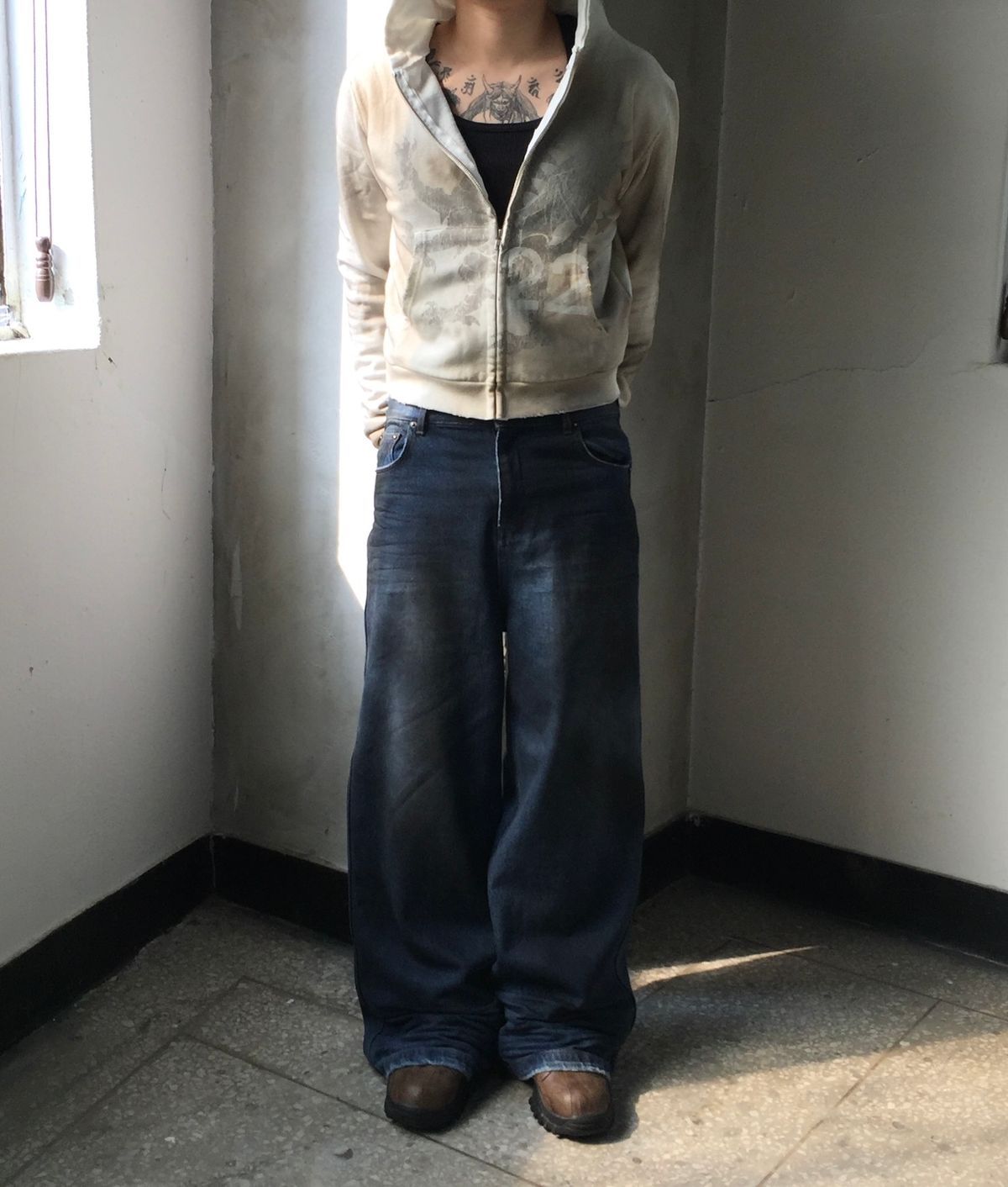 225(225) Dirty Denim Pants