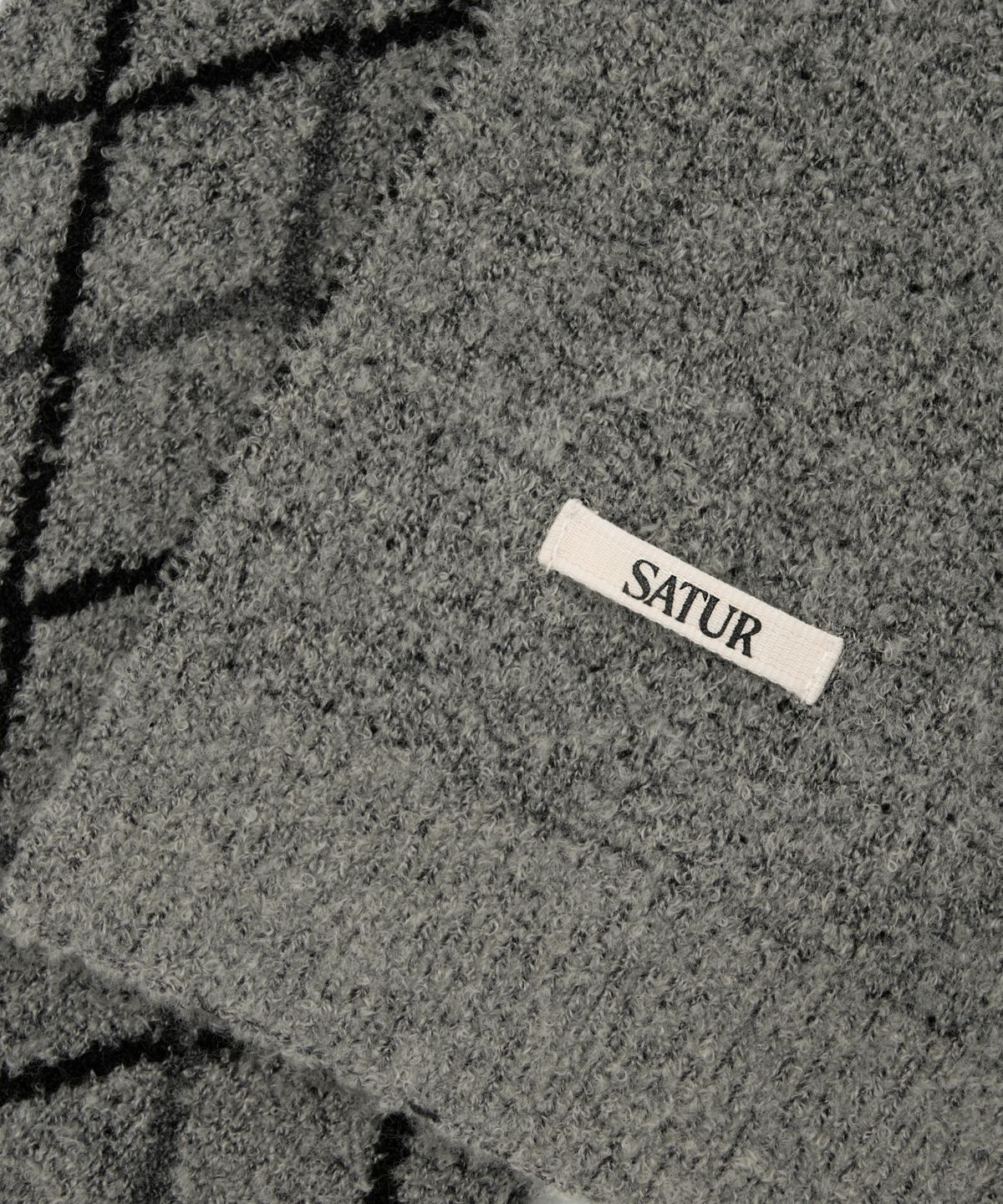 세터(SATUR) 아가일 머플러 차콜