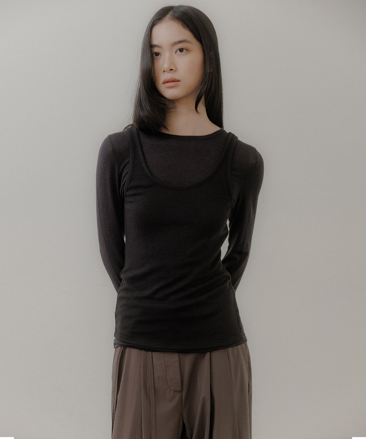 오어서울(AURE SEOUL) 뉴울 베이직 티셔츠 [블랙]