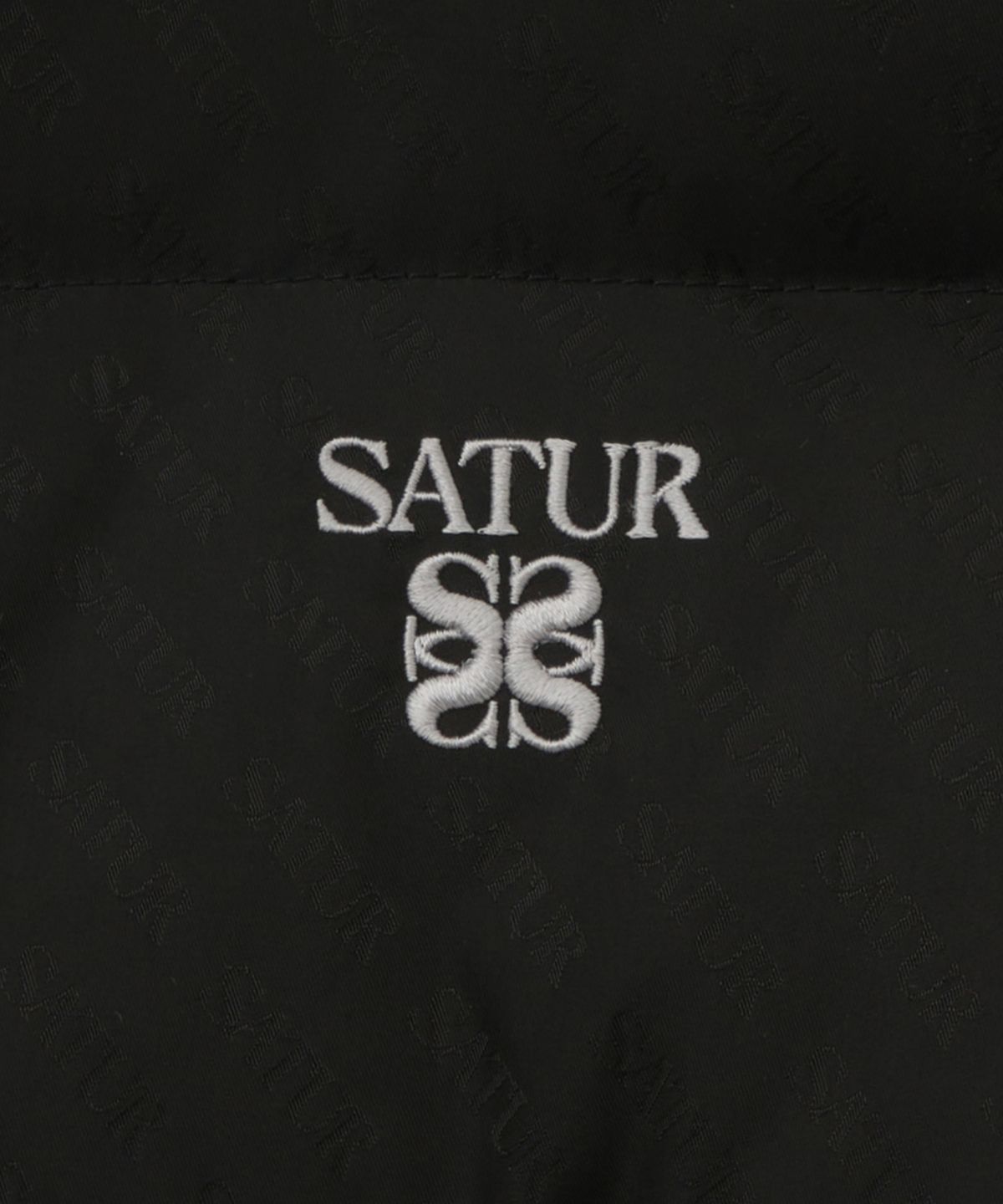 세터(SATUR) (W) 로렌 자카드 크롭 덕 다운 패딩 블랙