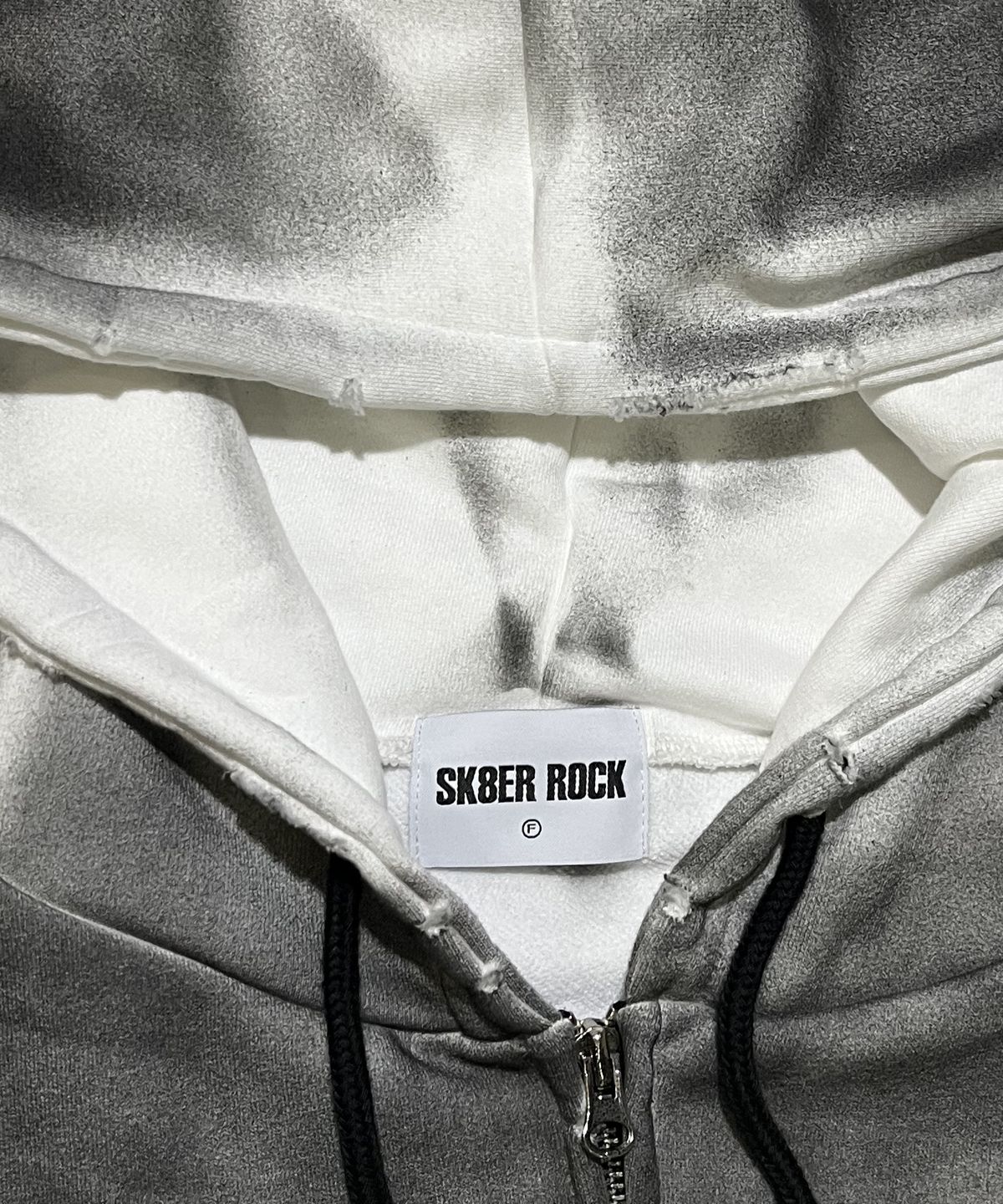 스케이터락(SK8ER ROCK) Cross-Stitch Grunge Hood Zip-Up ((off white))