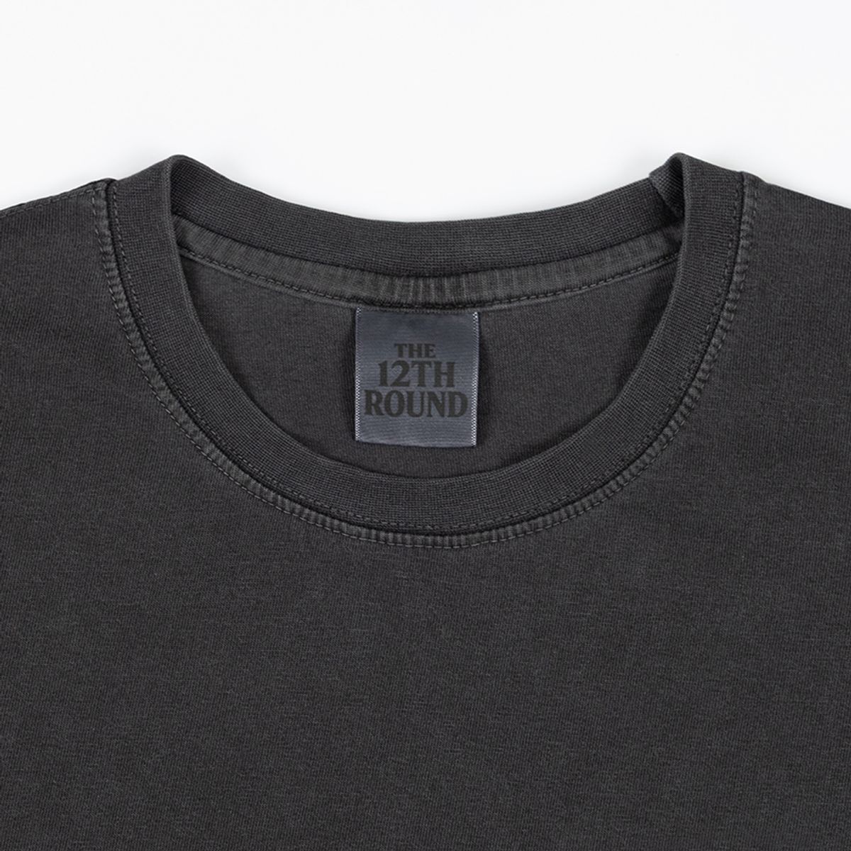 더트웰브라운드(THE 12TH ROUND) Pigment Charcoal Oversized T-Shirt with THE 12TH ROUND every day boxig club