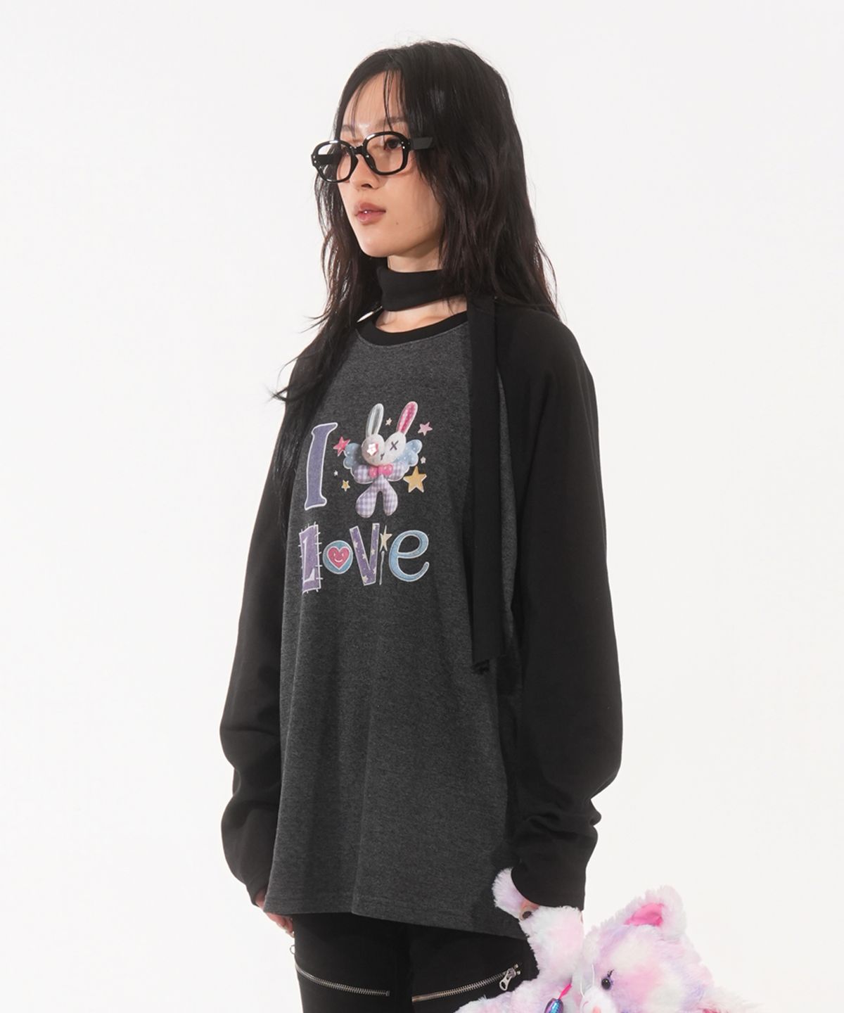 판영(FANYOUNG) 아이 러브 러비 라그란 티 차콜 블랙