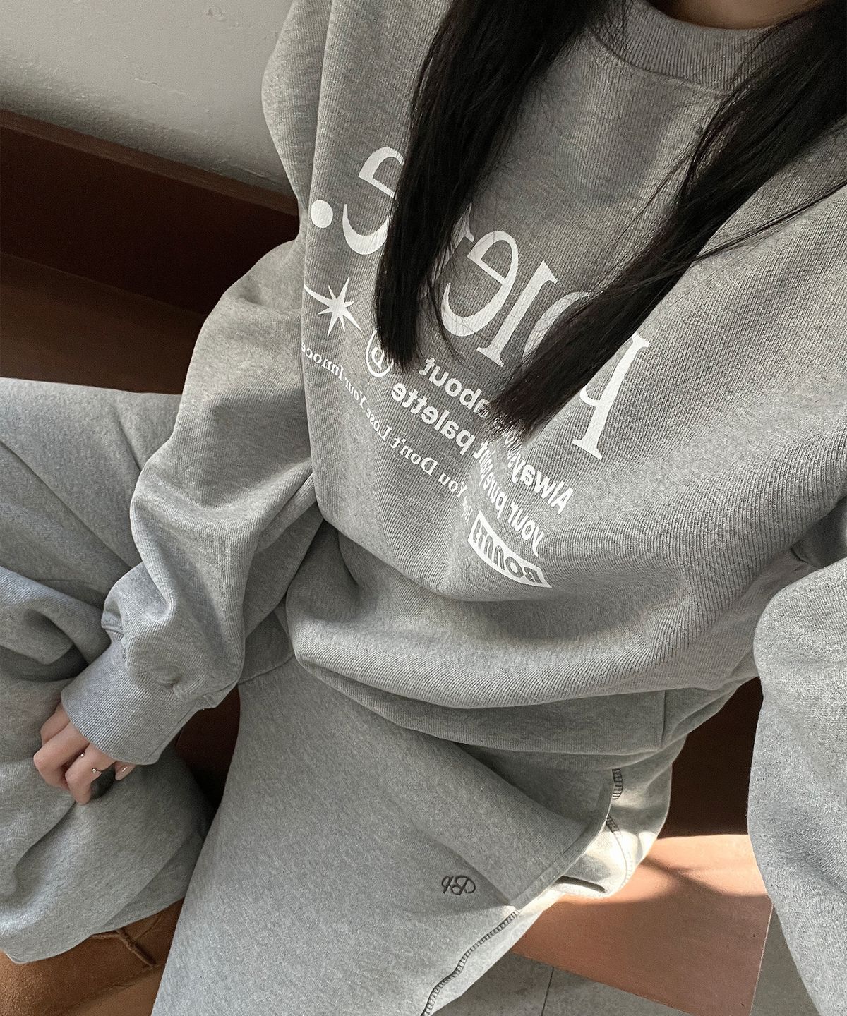 보나츠 팔레트(BONATSPALETTE) BP 레터링 스웻셔츠_MELANGE GRAY