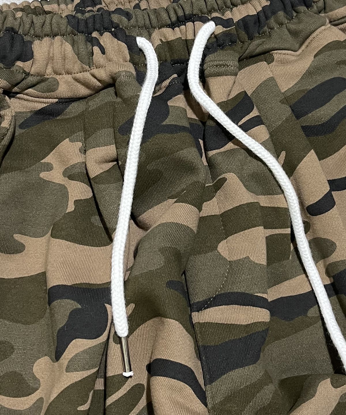 스케이터락(SK8ER ROCK) Night Camouflage Sweat Wide Pants ((beige))