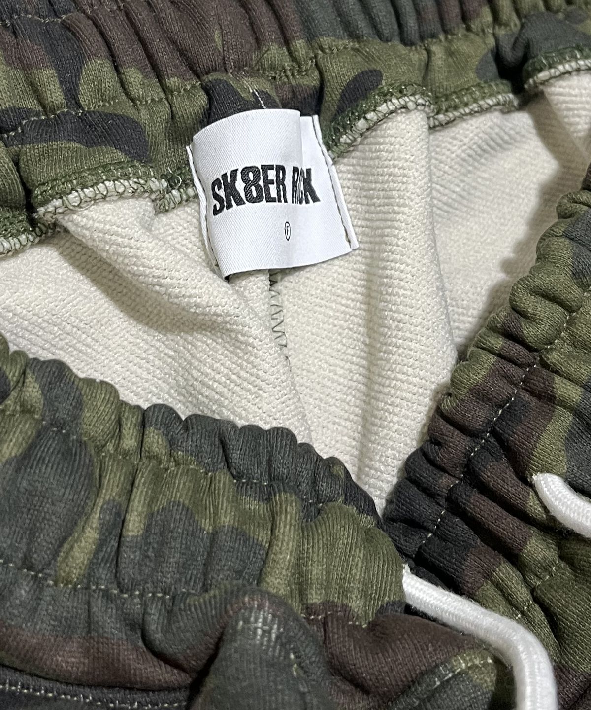 스케이터락(SK8ER ROCK) Night Camouflage Sweat Wide Pants ((khaki))