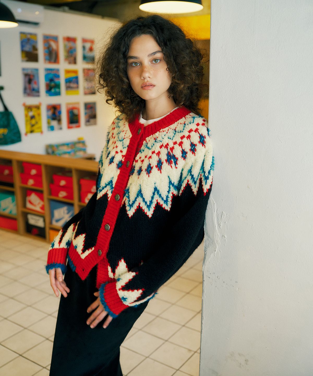 그린버터(GREENBUTTER) Fuzzy Terry Nordic Cardigan (Black)