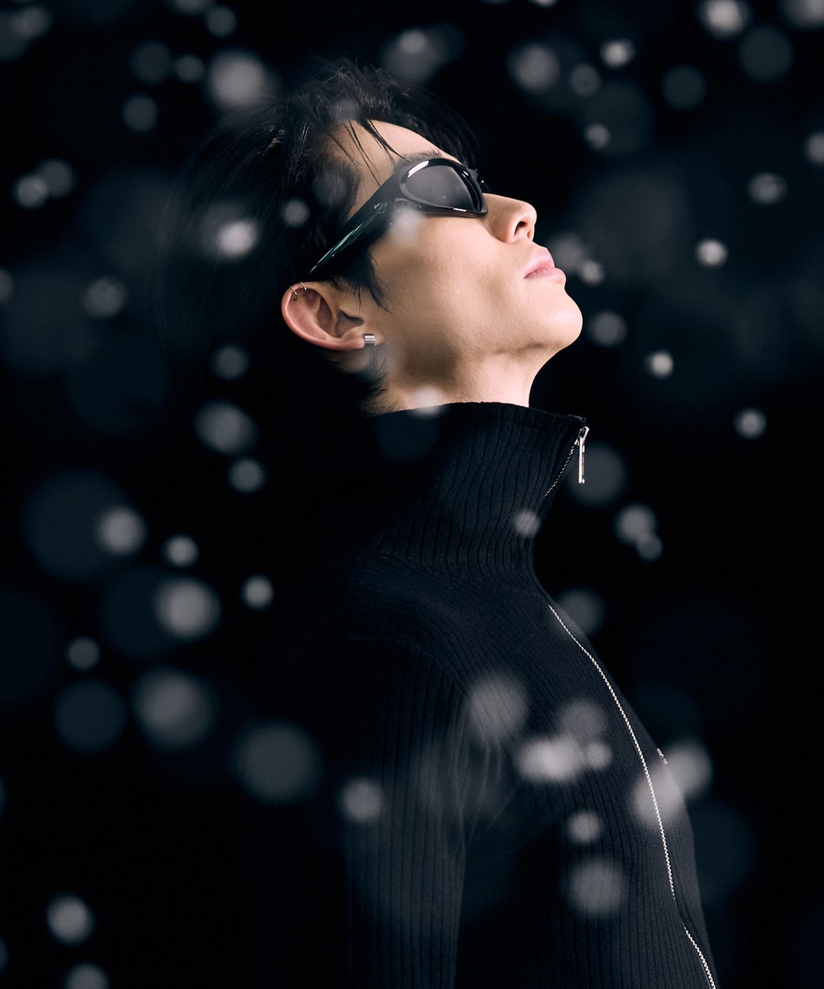모어댄블랙(MORE THAN BLACK) LOGO TWO WAY ZIP UP KNIT