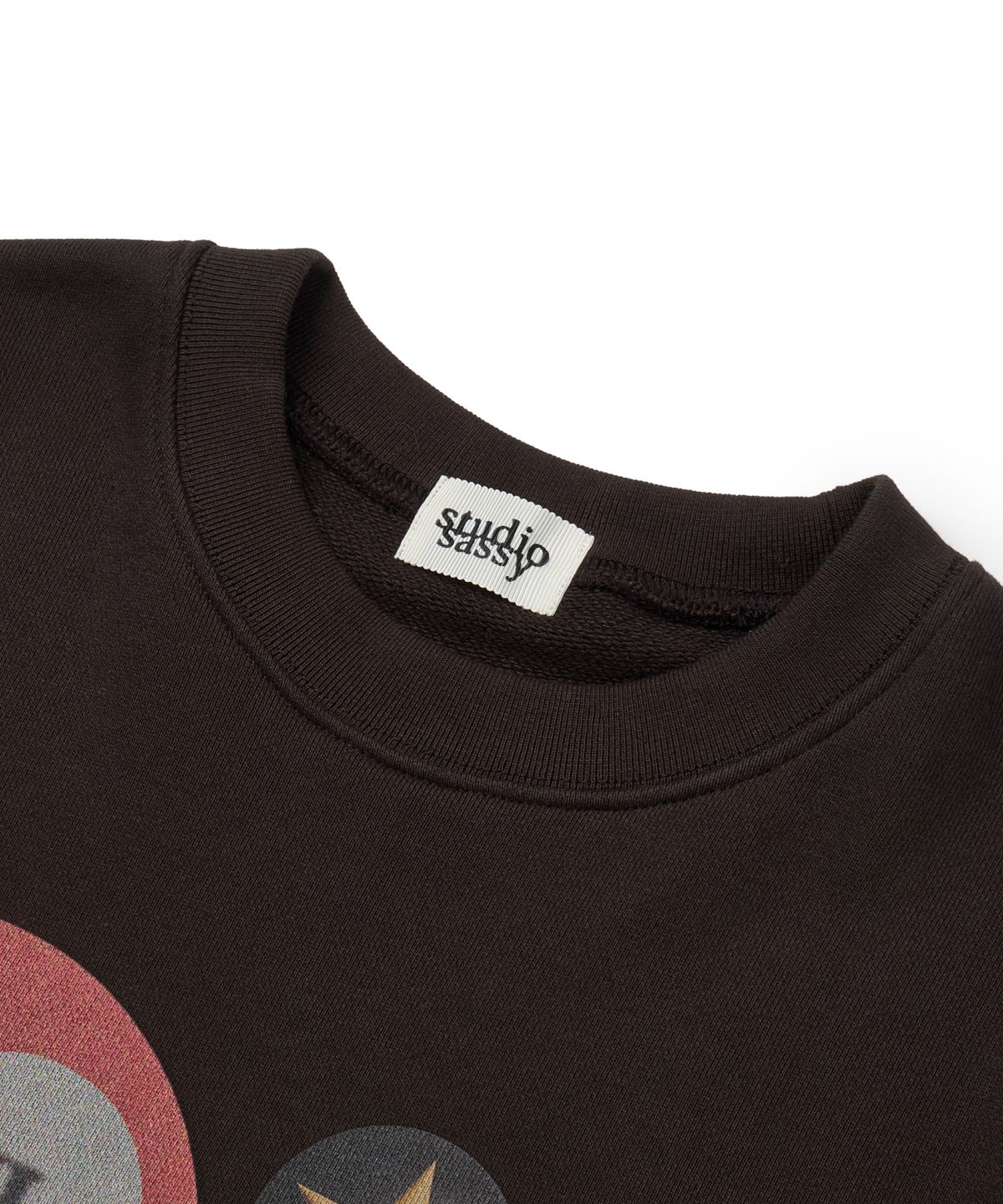 유얼쎄시(YOUR SASSY) Patch Jam Sweatshirt (DEEP BROWN)