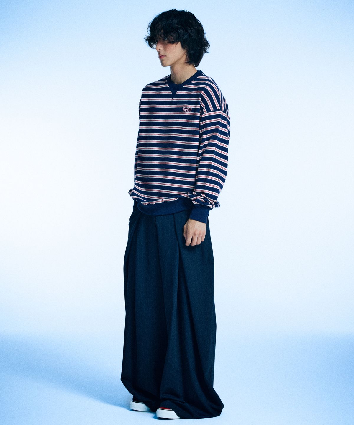 유얼쎄시(YOUR SASSY) Triangle Stripe Logo Sweatshirt (NAVY)