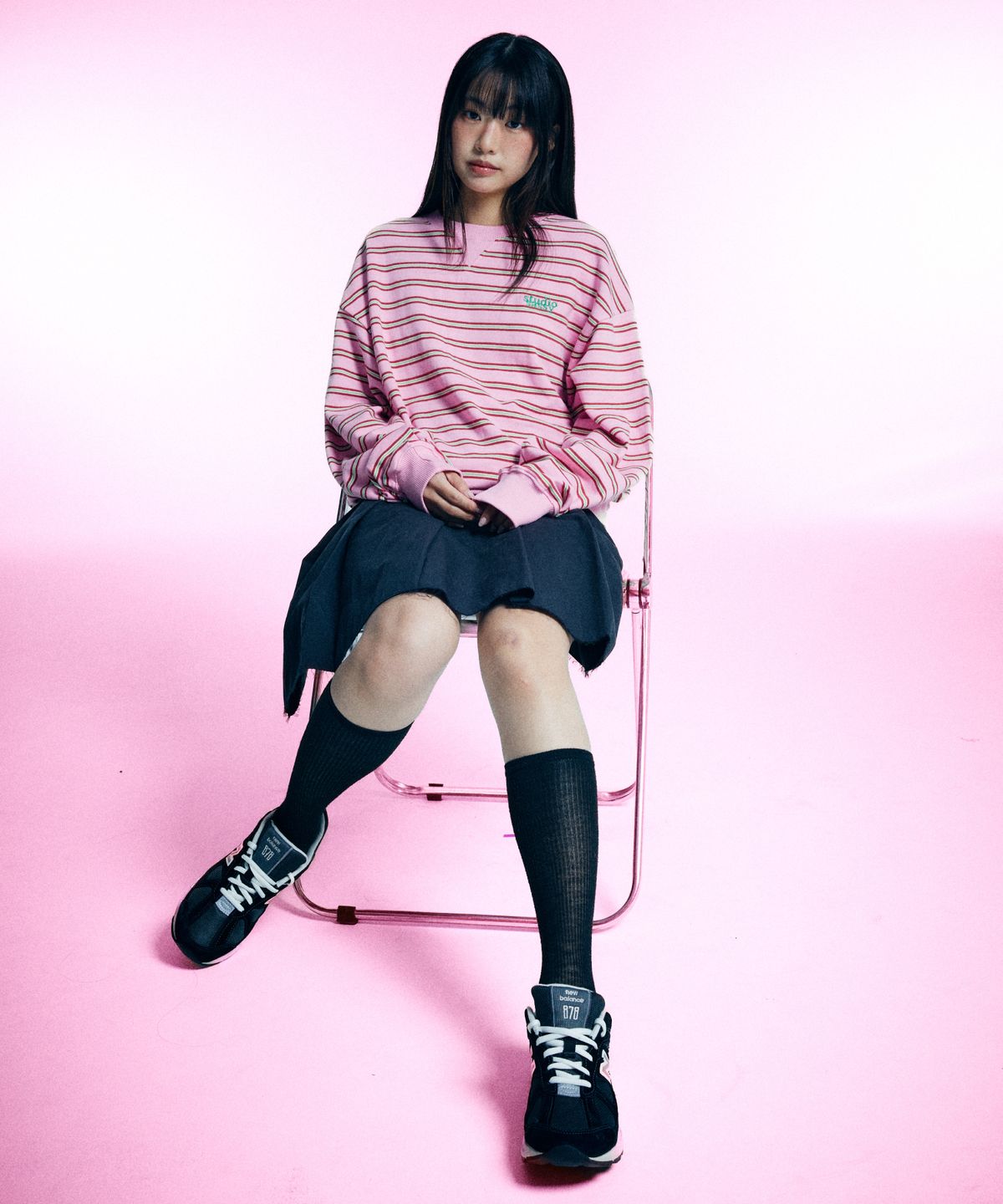 유얼쎄시(YOUR SASSY) Triangle Stripe Logo Sweatshirt (PINK)