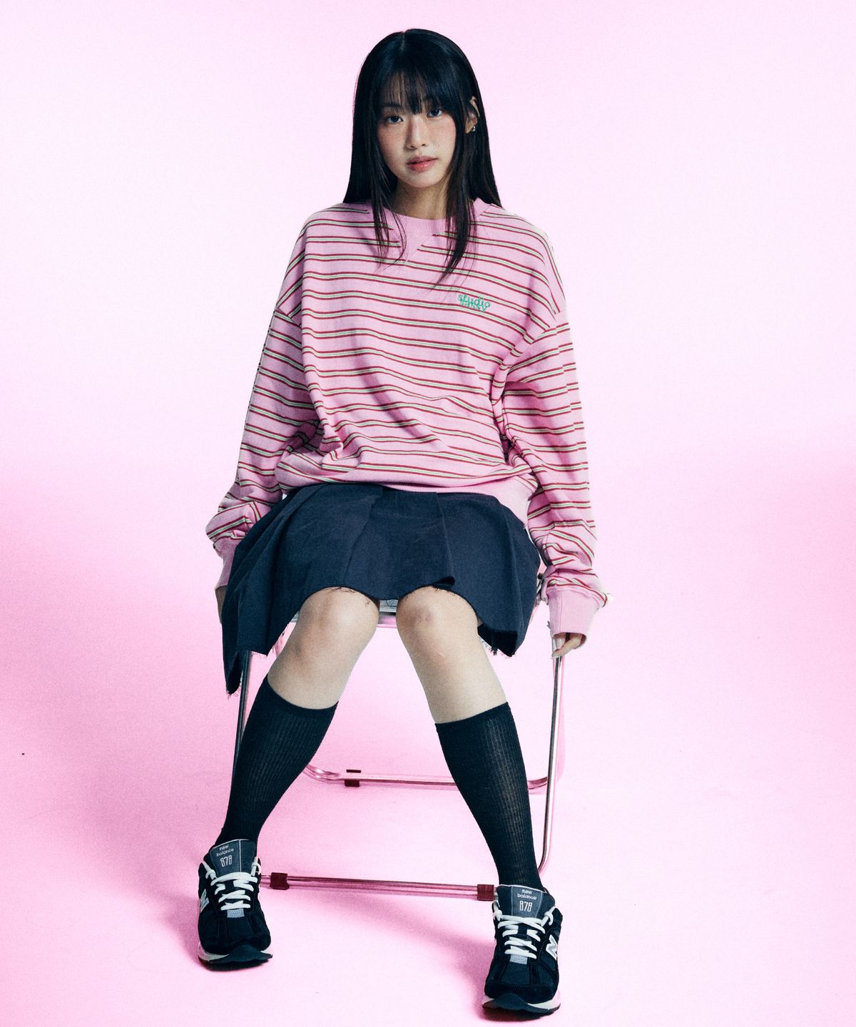 유얼쎄시(YOUR SASSY) Triangle Stripe Logo Sweatshirt (PINK)
