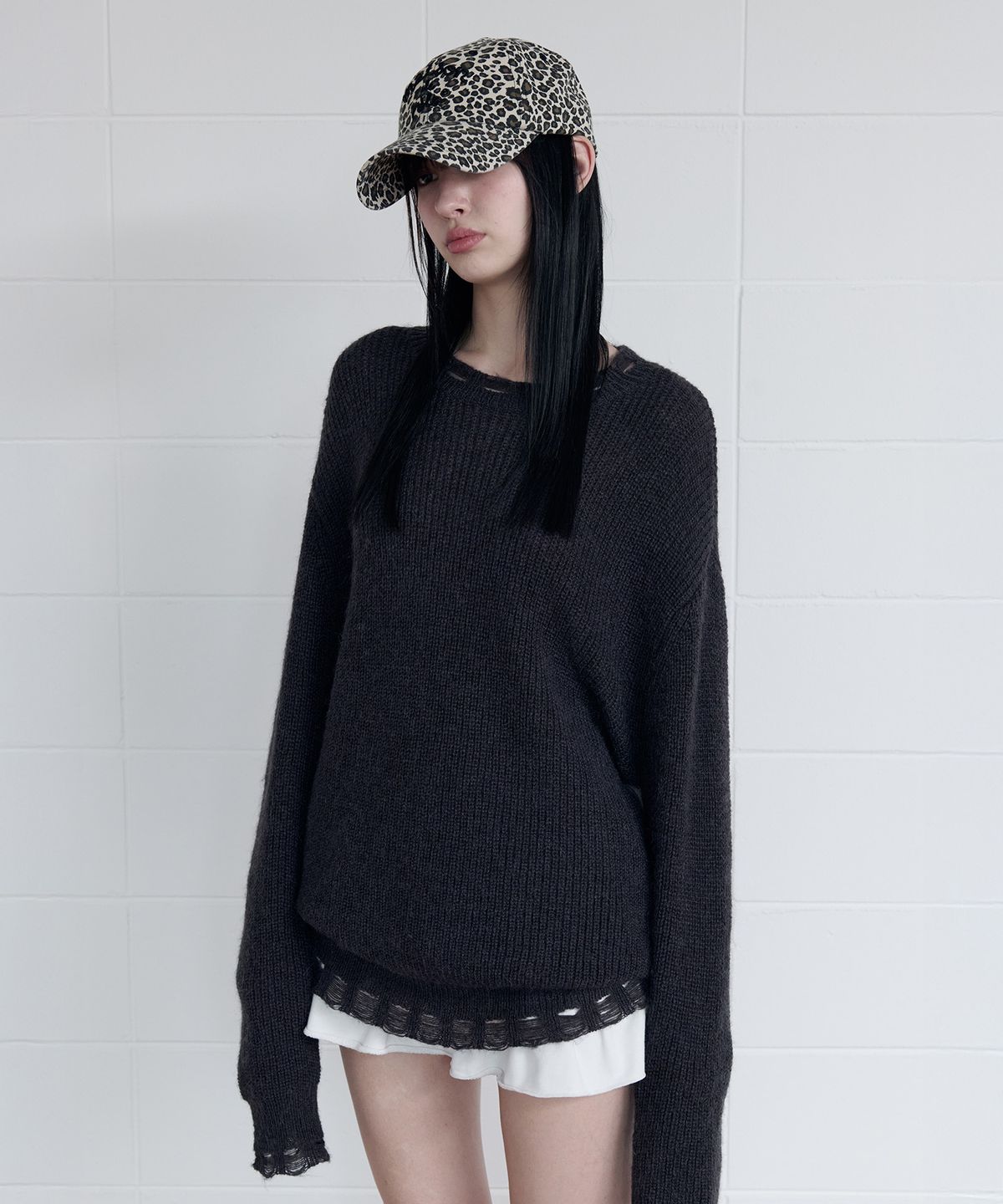 로라로라(ROLAROLA) MOHAIR WOOL BLENDED DAMAGED KNIT DEEP GRAY