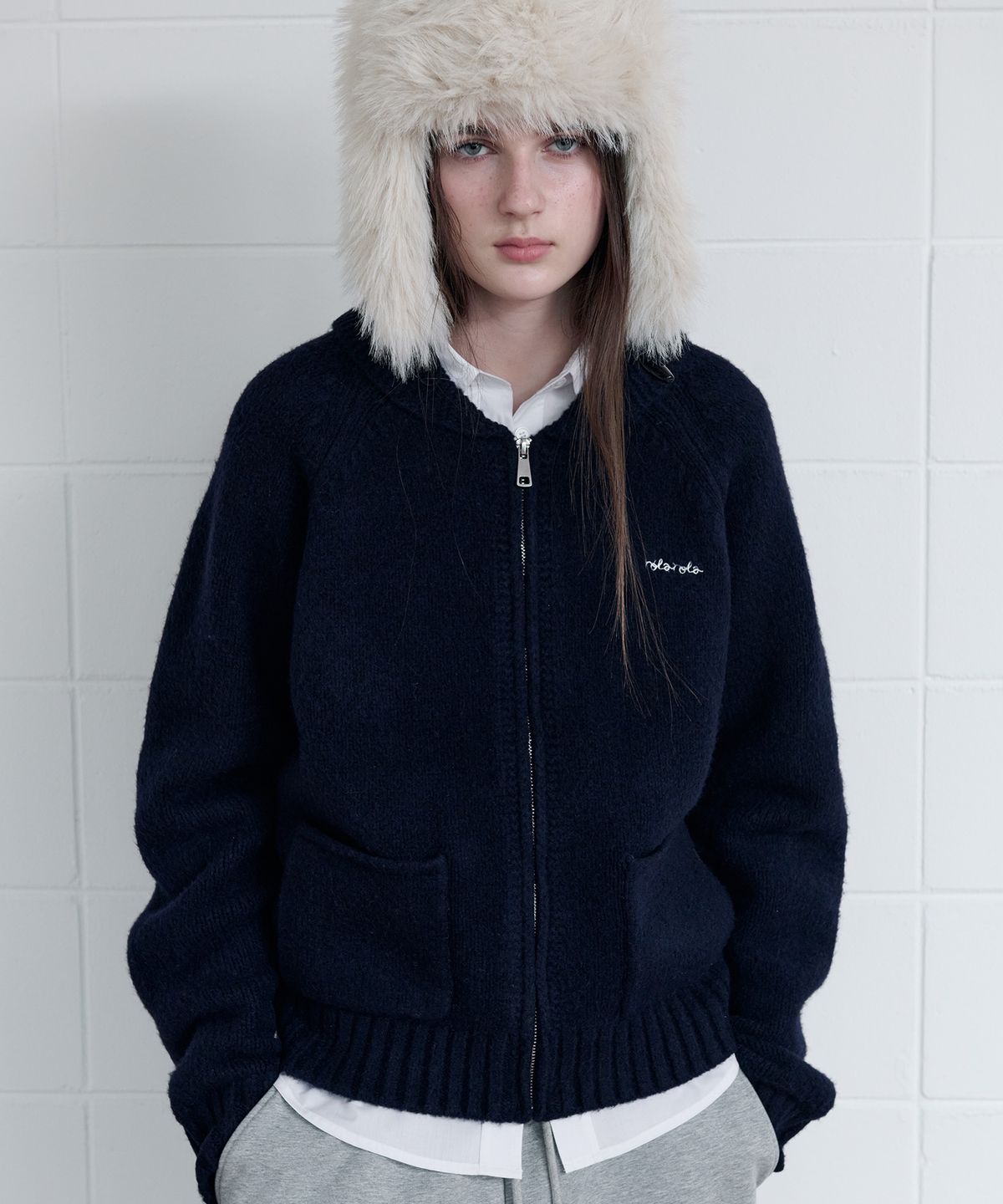 로라로라(ROLAROLA) MAISON DE ROLA ZIP-UP KNIT NAVY